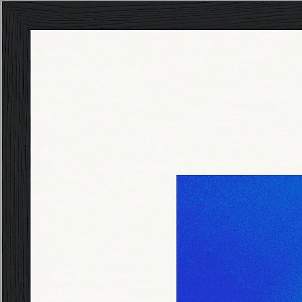 Nocturne Velvet Framed print 50x50 cm / 20x20″ Black frame corner detail