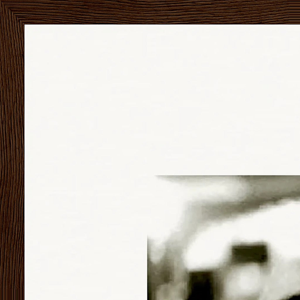 Cuba Girl Framed print 60x80 cm / 24x32″ Dark wood frame corner detail