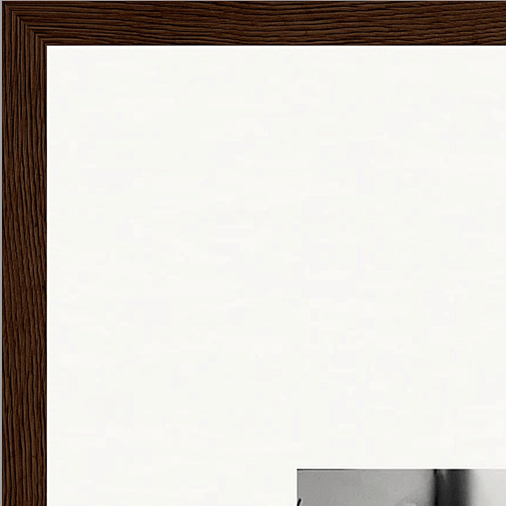 Synch'd Hands Framed print 60x80 cm / 24x32″ Dark wood frame corner detail