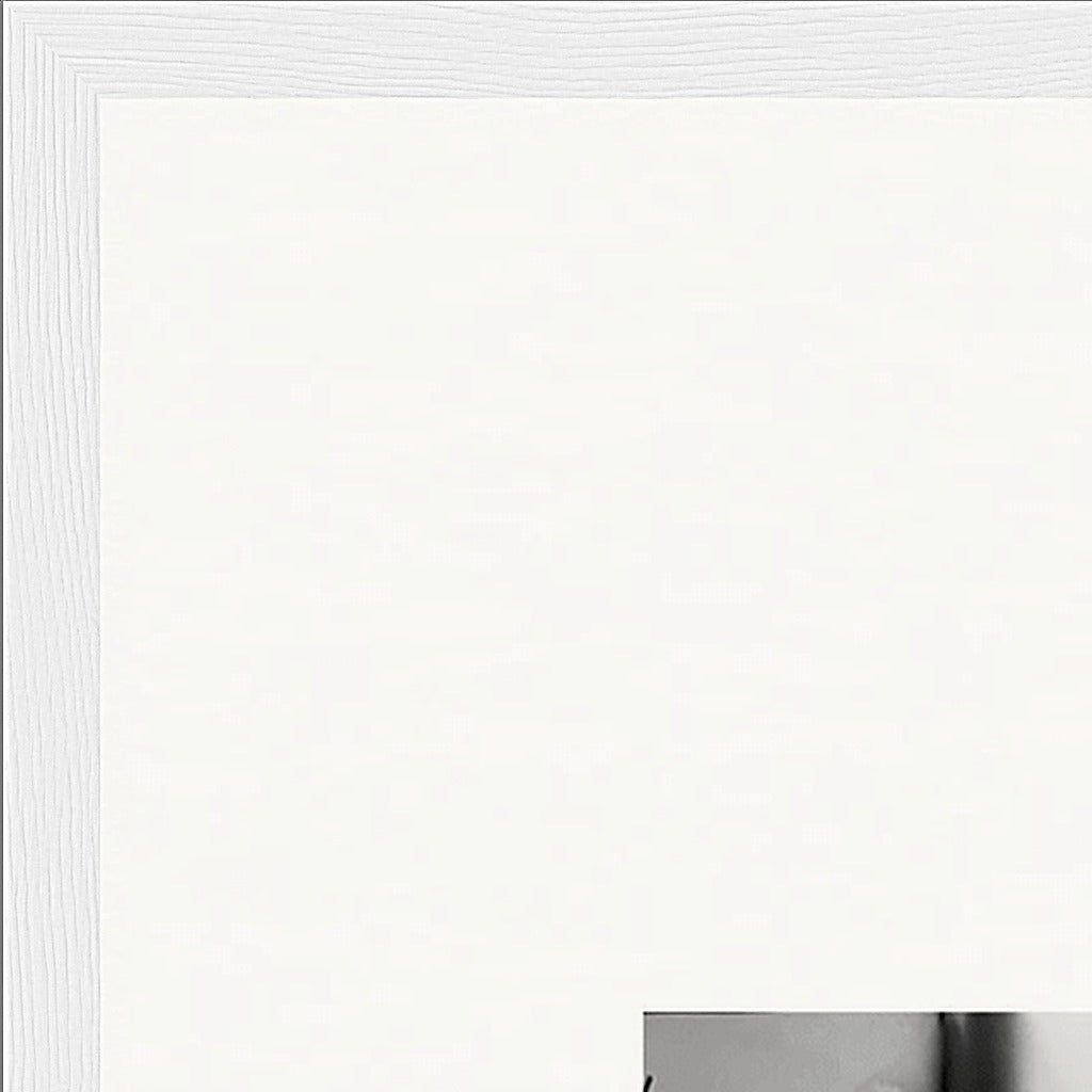 Synch'd Hands Framed print 60x80 cm / 24x32″ White frame corner detail