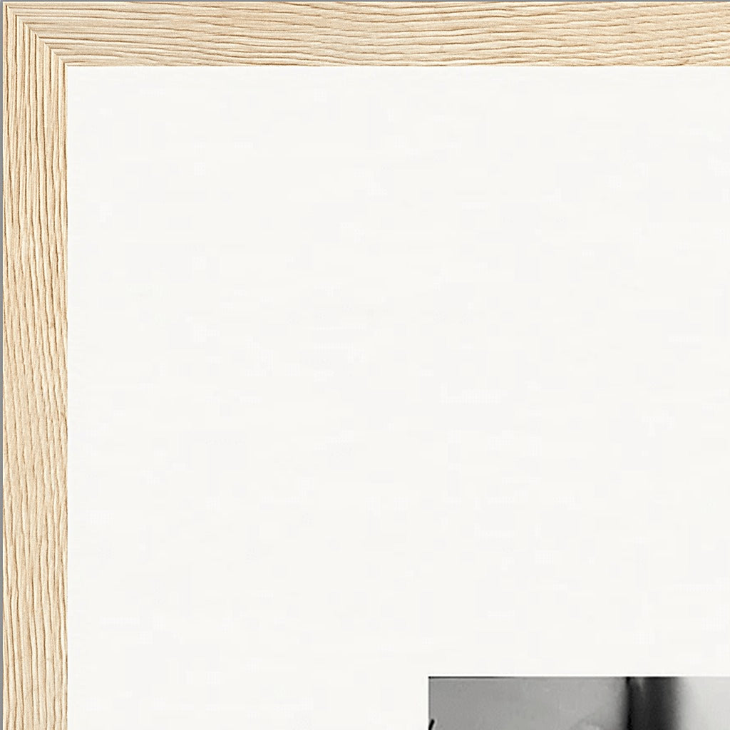 Synch'd Hands Framed print 60x80 cm / 24x32″ Wood frame corner detail