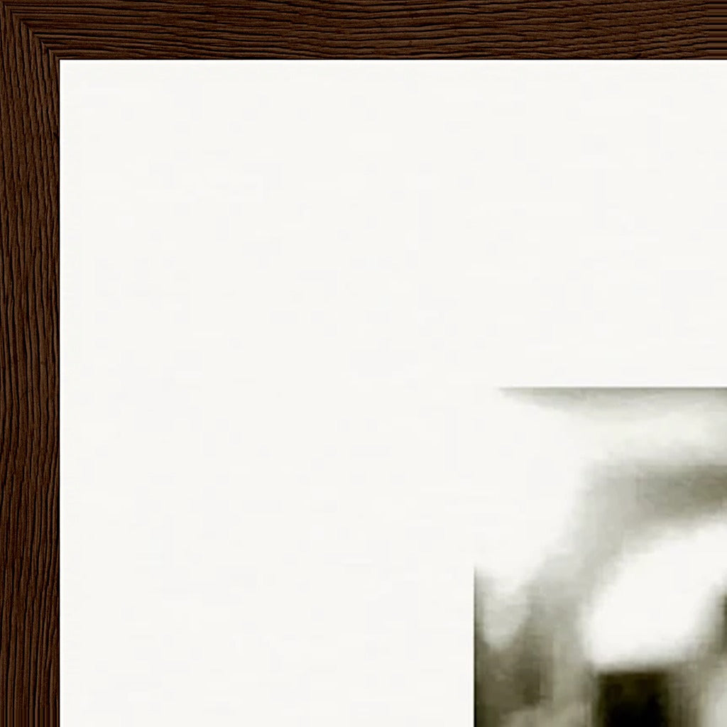 Cuba Girl Framed print 60x90 cm / 24x36″ Dark wood frame corner detail