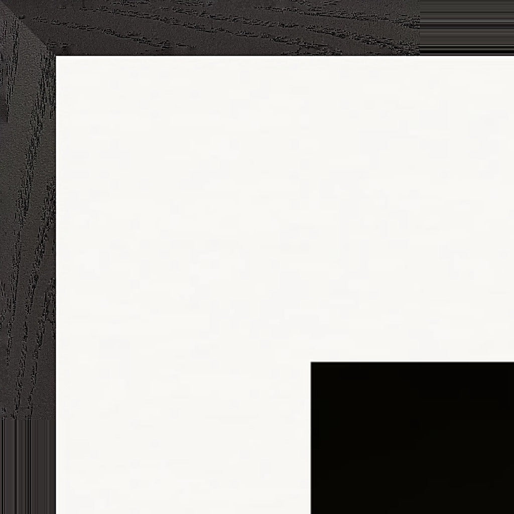A Dreamer’s Strength Framed print 70x100 cm / 28x40″ Black frame corner detail