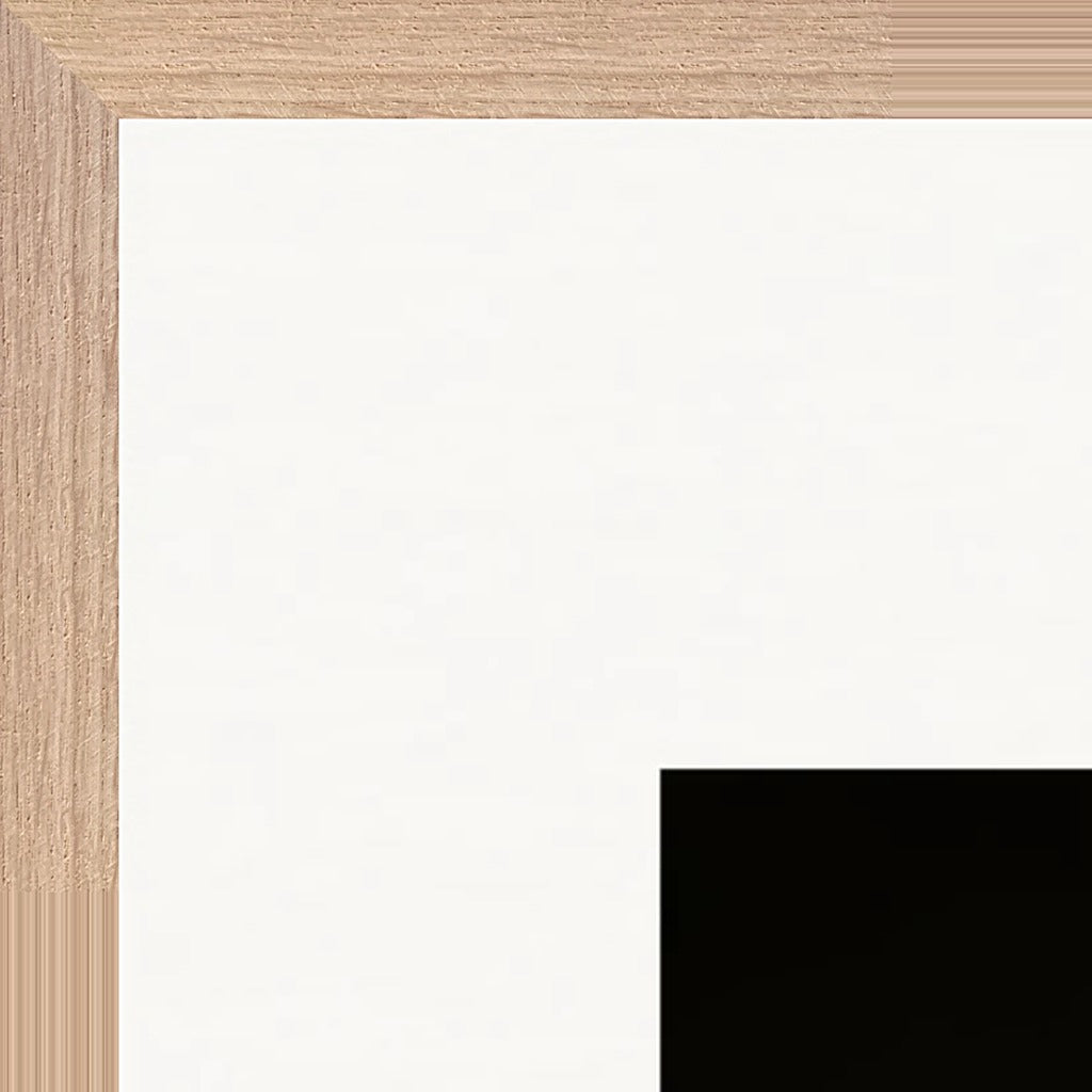 A Dreamer’s Strength Framed print 70x100 cm / 28x40″ Wood frame corner detail