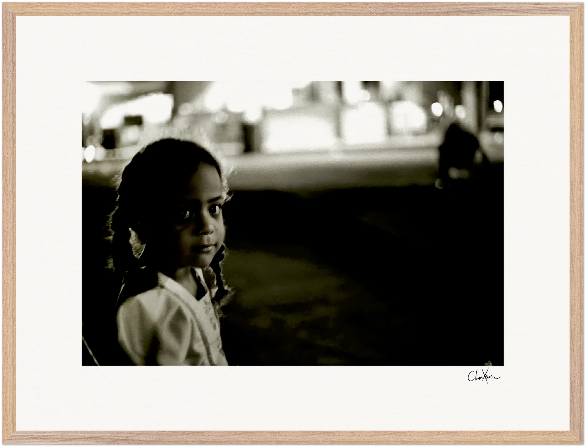 Framed print "Cuba Girl "Framed print cm / 5x7″ White frame
