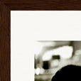 Cuba Girl Framed print 20x25 cm / 8x10″ Dark wood frame corner detail