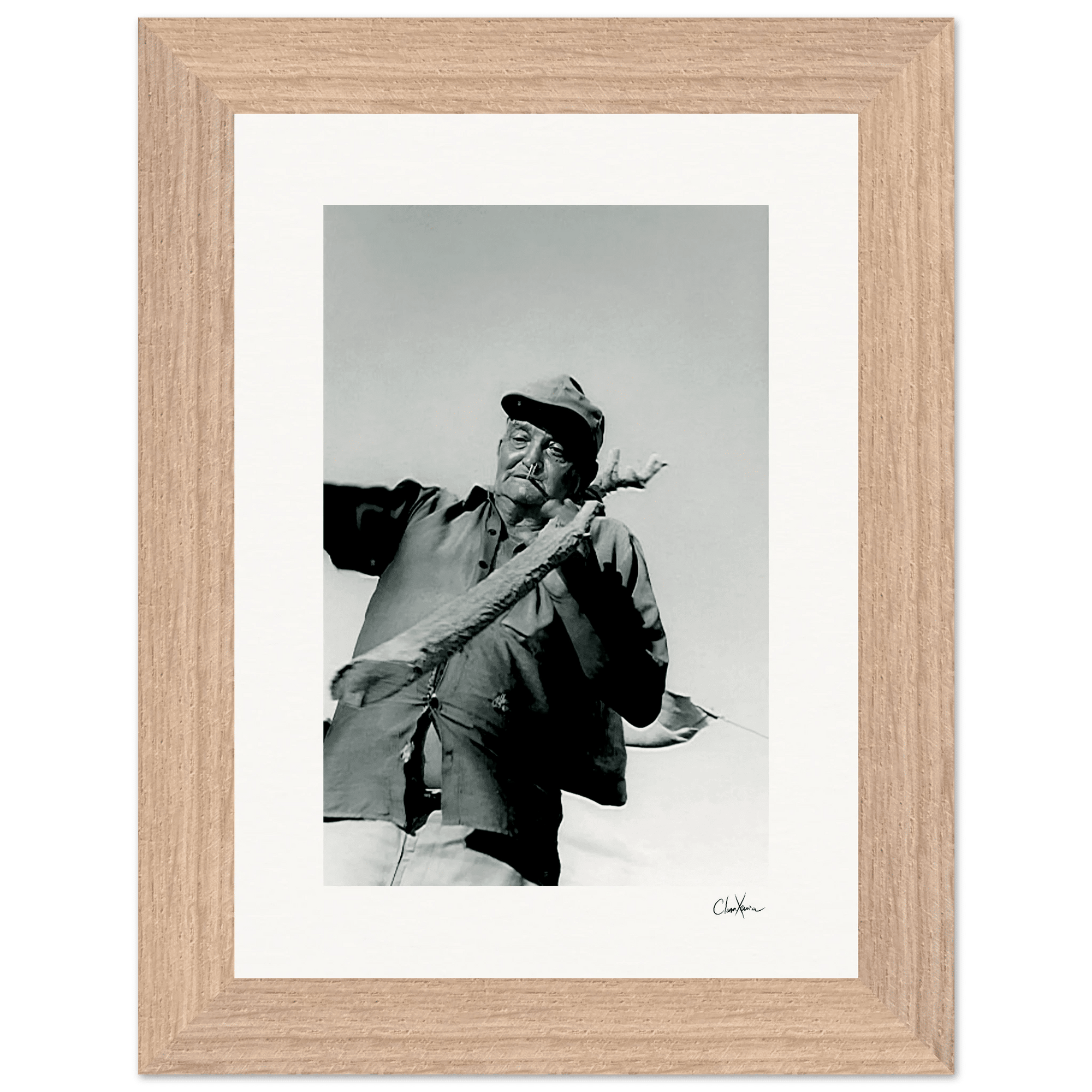 Everyday Hero Framed print 13x18 cm / 5x7″ Wood frame 28