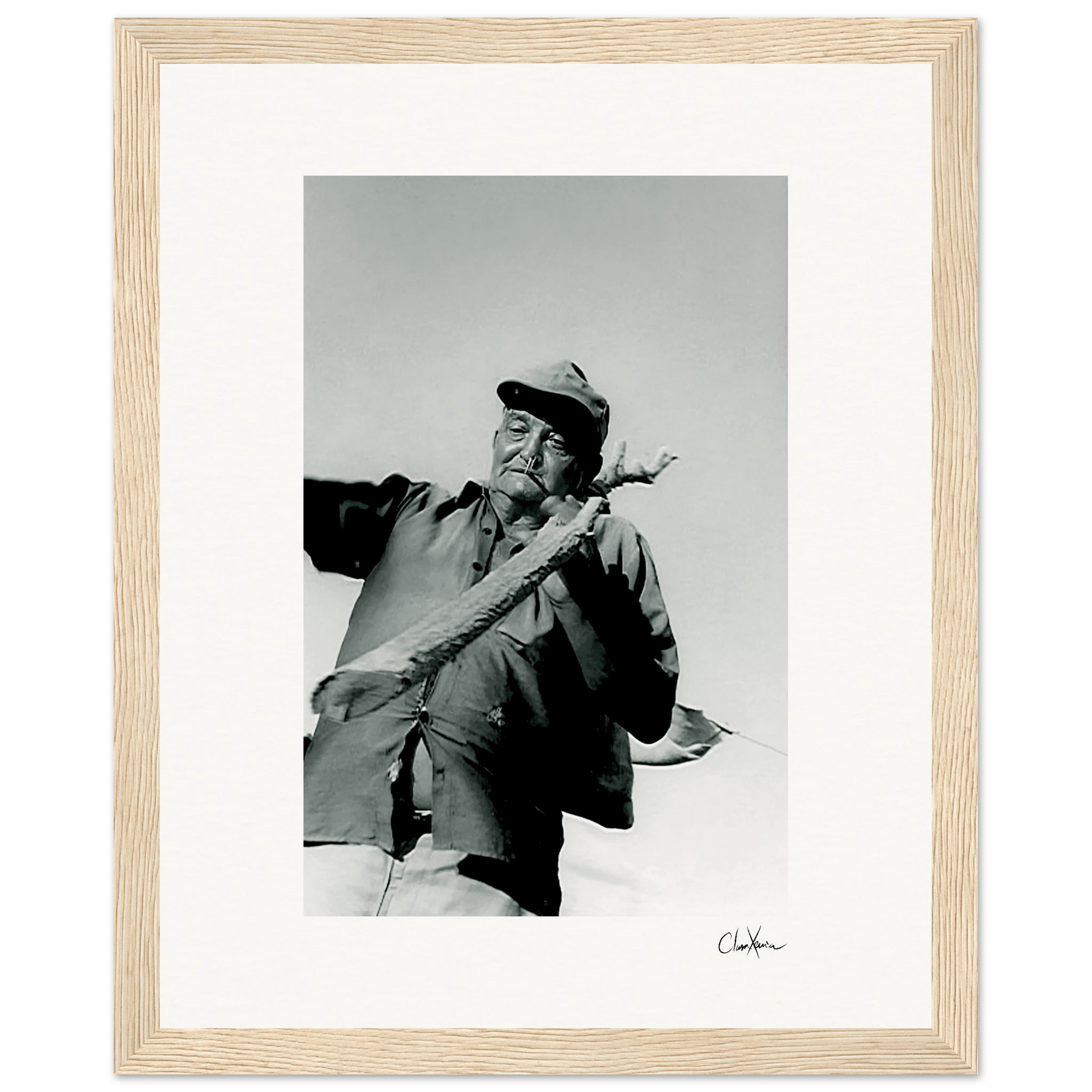 Everyday Hero Framed print 20x25 cm / 8x10″ Wood frame 30