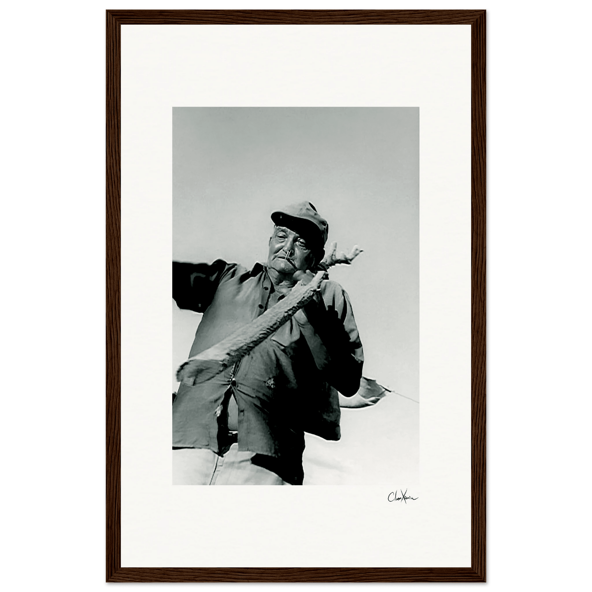 Everyday Hero Framed print 28x43 cm / XL (11x17″) Dark wood frame 42