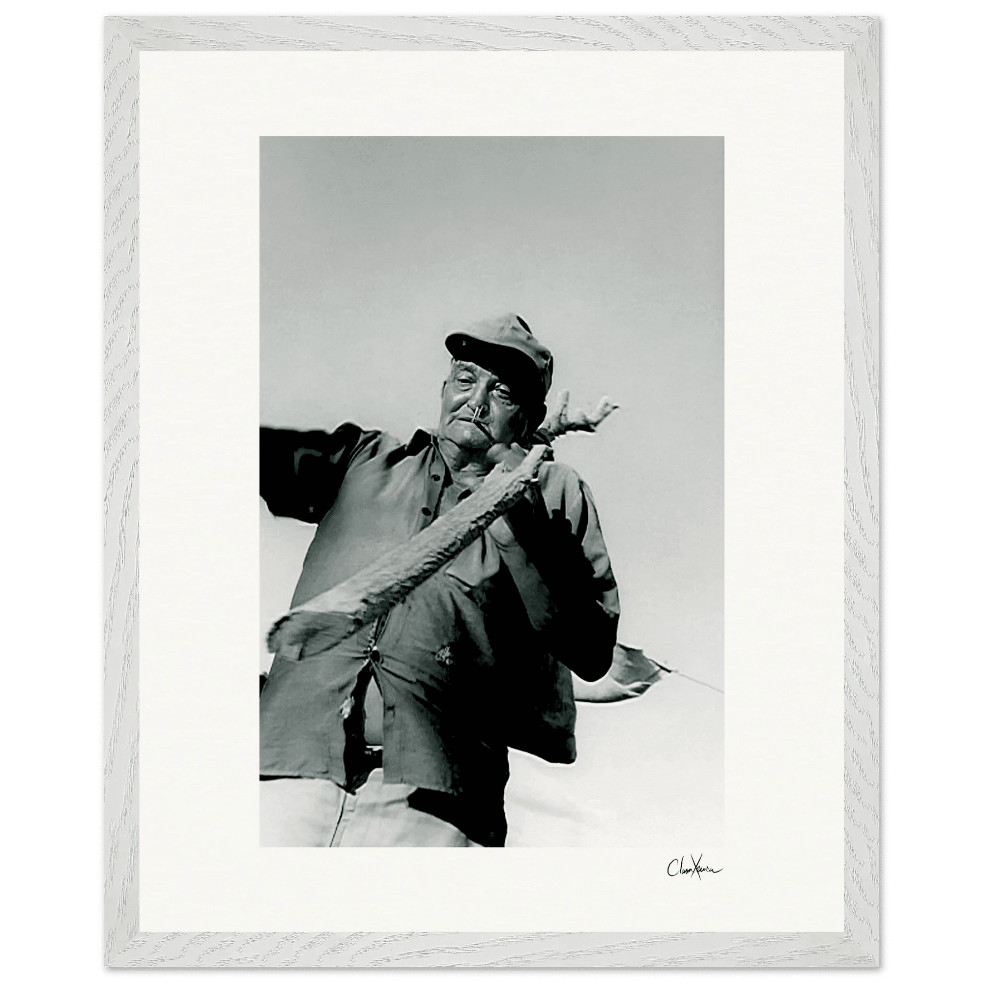 Everyday Hero Framed print 40x50 cm / 16x20″ White frame 10