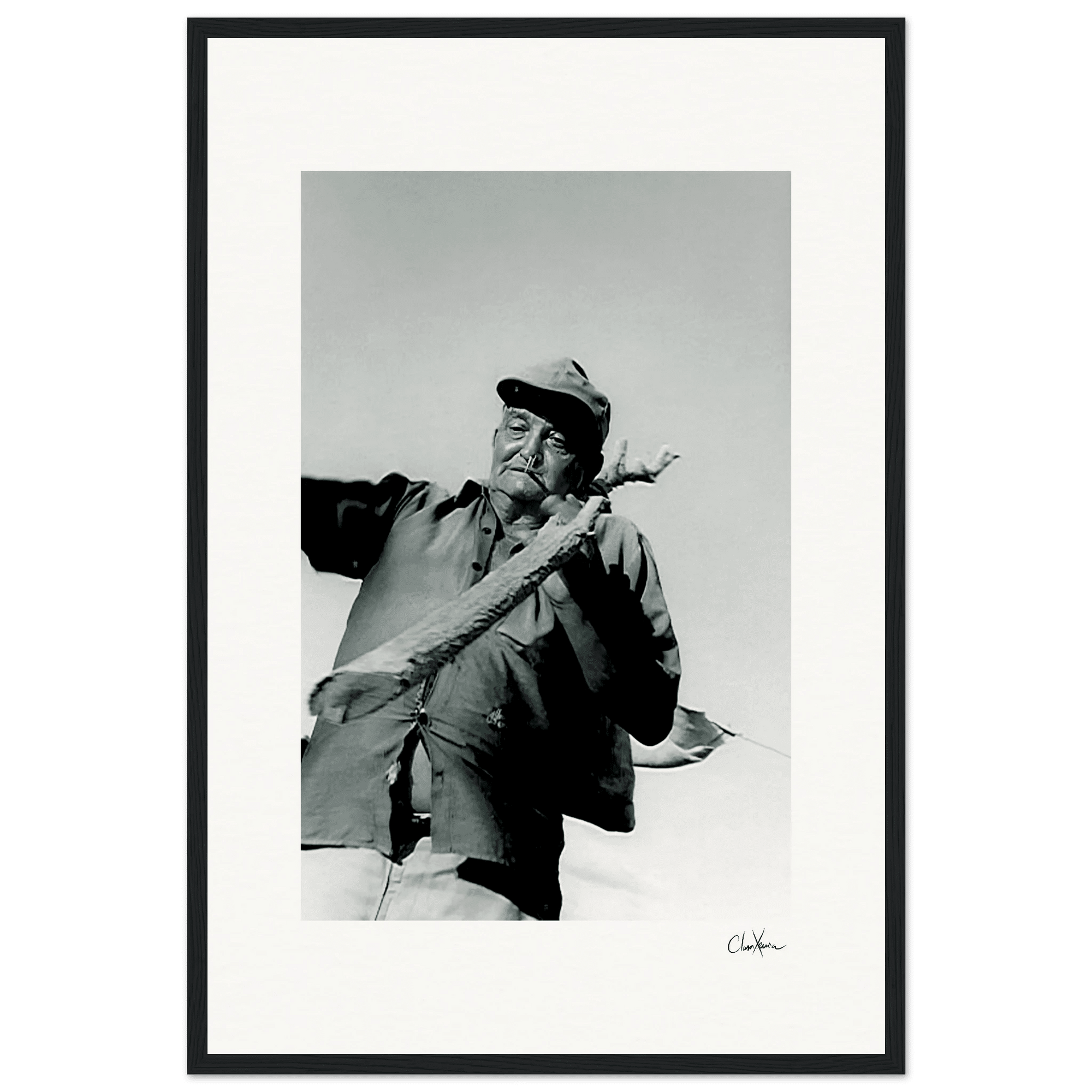 Everyday Hero Framed print 40x60 cm / 16x24″ Black frame 75