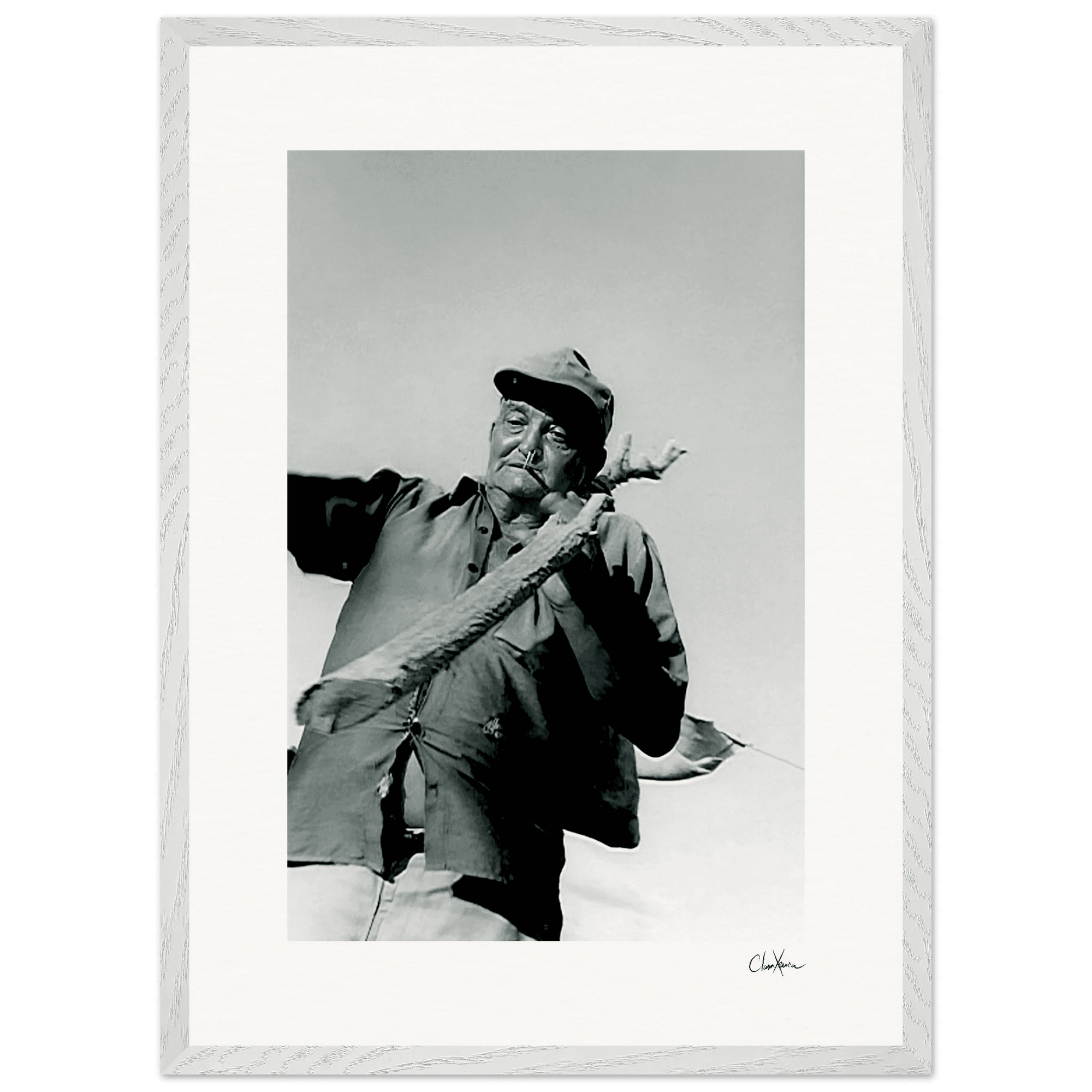 Everyday Hero Framed print 50x70 cm / 20x28″ White frame 22