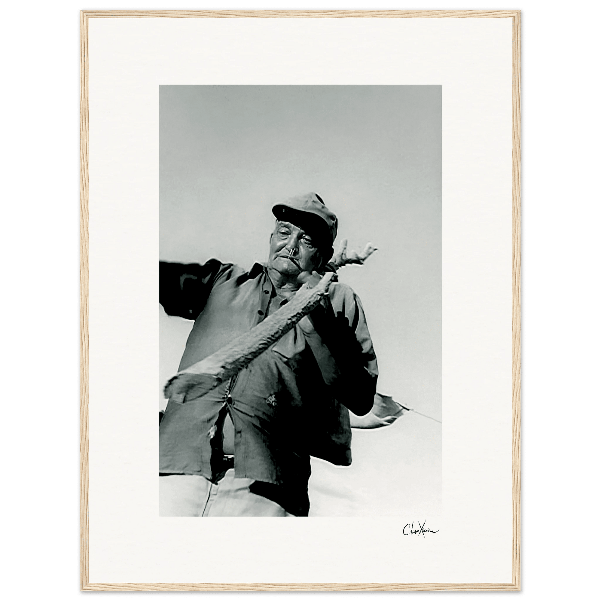 Everyday Hero Framed print 60x80 cm / 24x32″ Wood frame 24