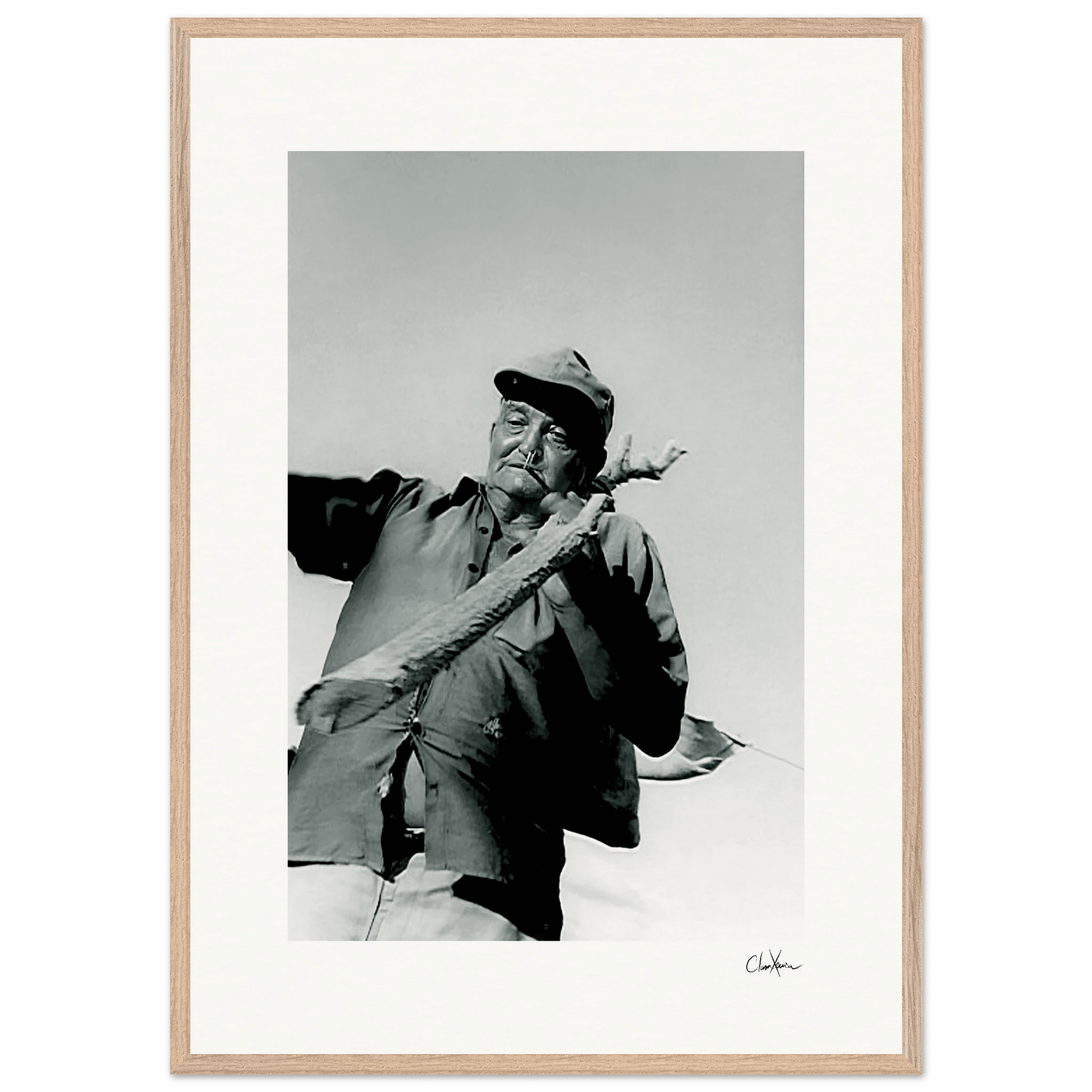 Everyday Hero Framed print 70x100 cm / 28x40″ Wood frame 26