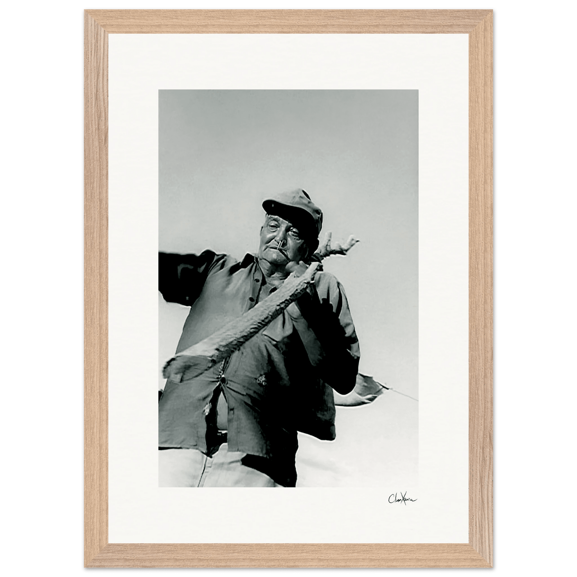 Everyday Hero Framed print A3 (29.7 x 42 cm) Wood frame 25