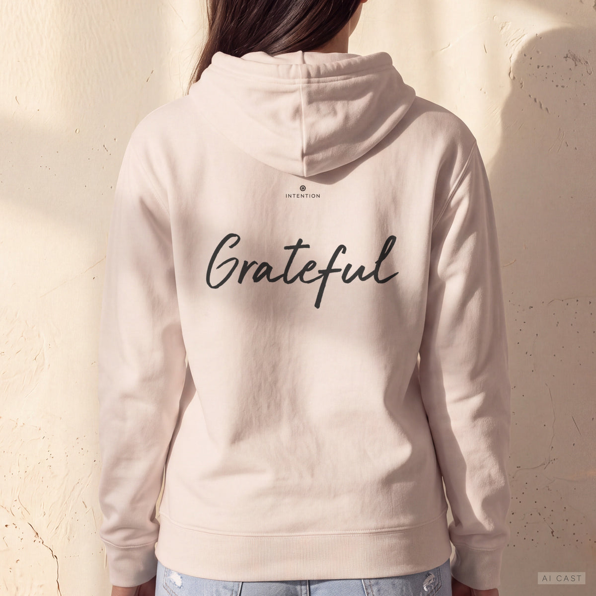 Grateful - "Circle of Life" Hoodie creamy pink worn from behind, the Word across the shoulder blades