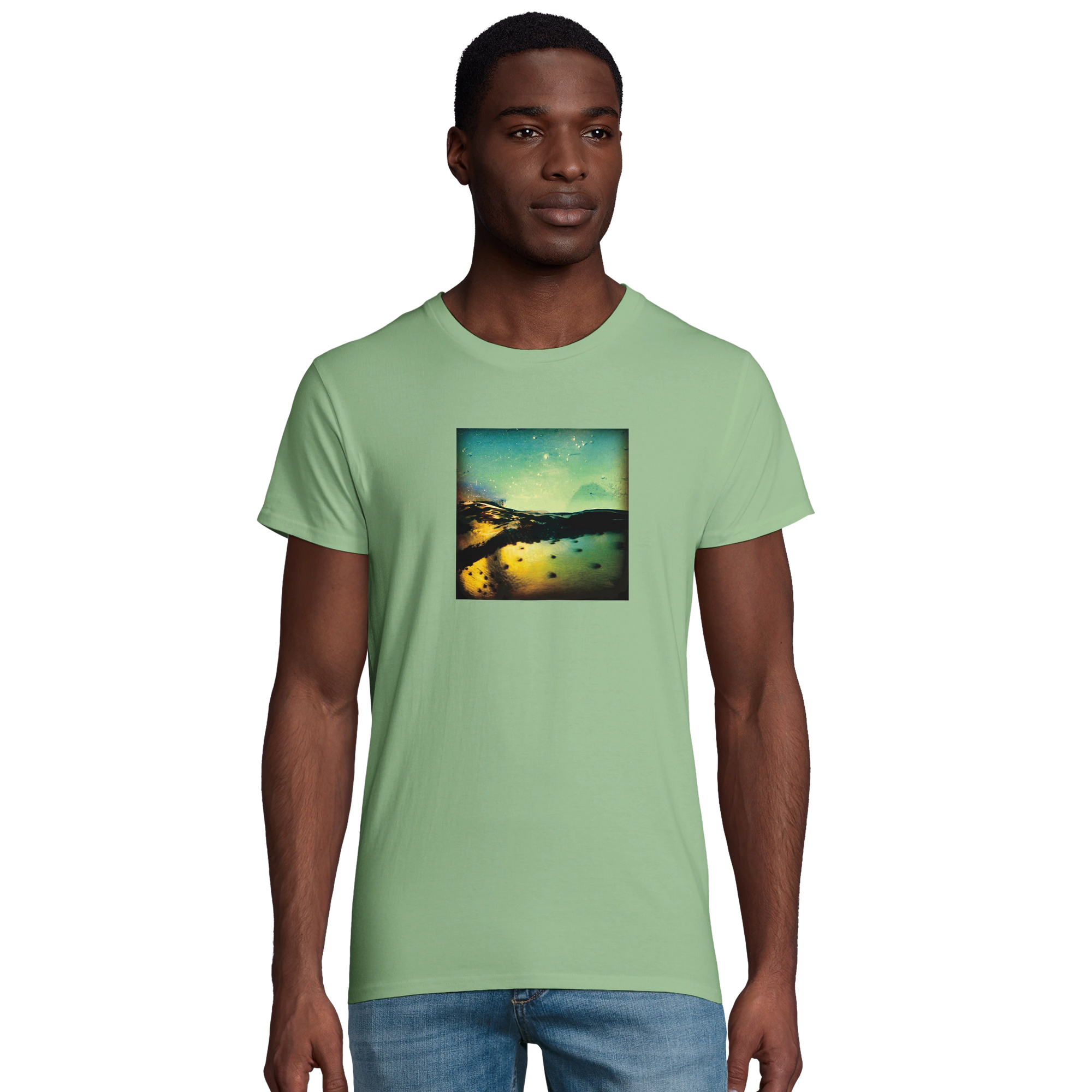 Harmonious - "Underwater Flight" T-shirt apple green 4