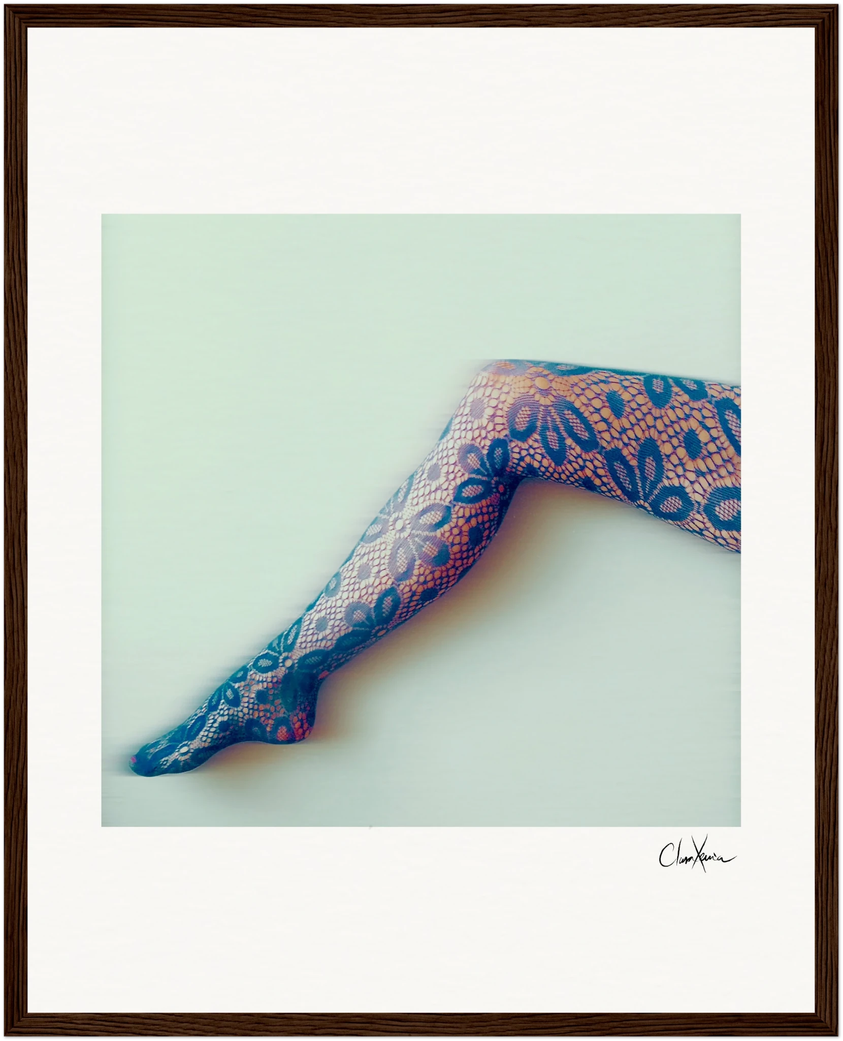 Lacey Leg Framed print 40x50 cm / 16x20″ Dark wood frame 35