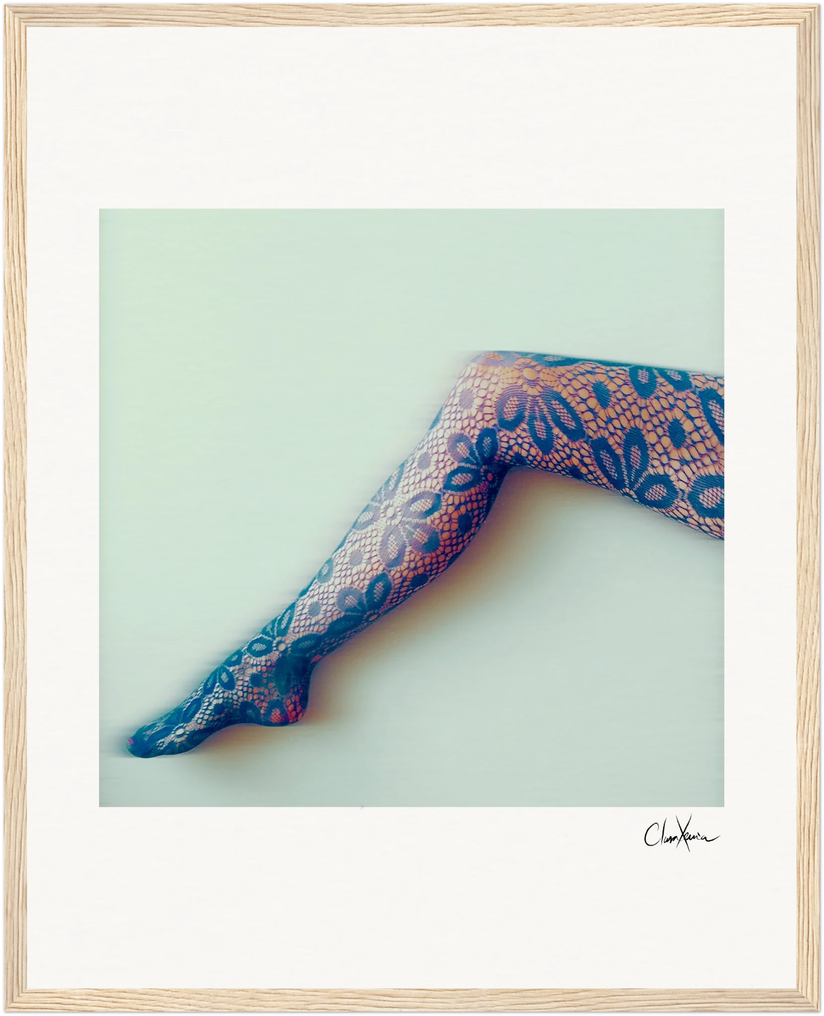 Lacey Leg Framed print 40x50 cm / 16x20″ Wood frame 24