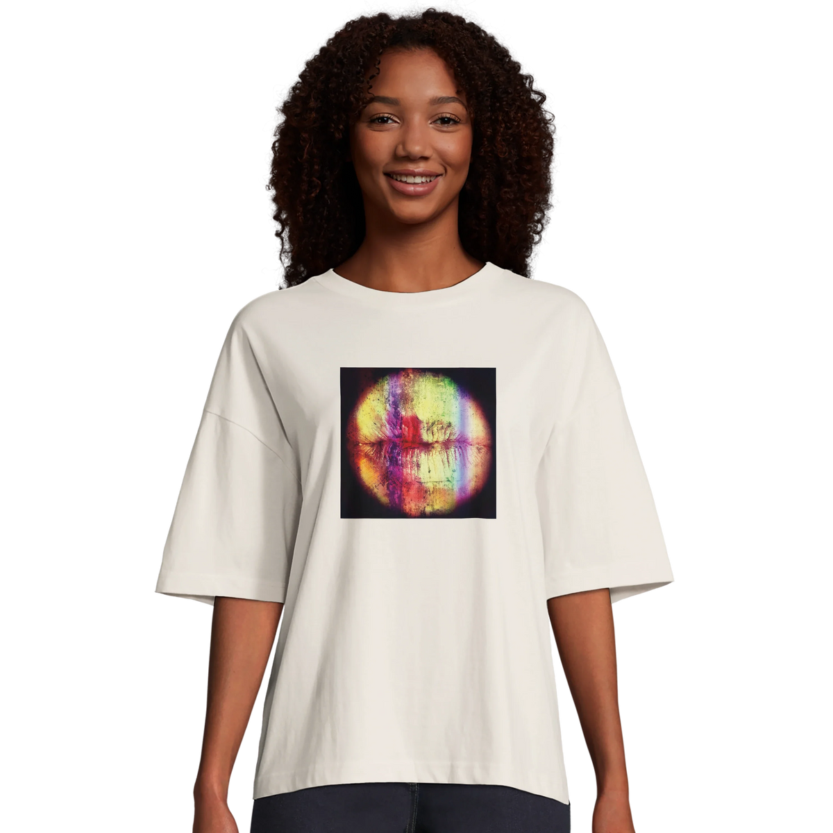 Love - "Chromatic Kiss" T-shirt Off White 4