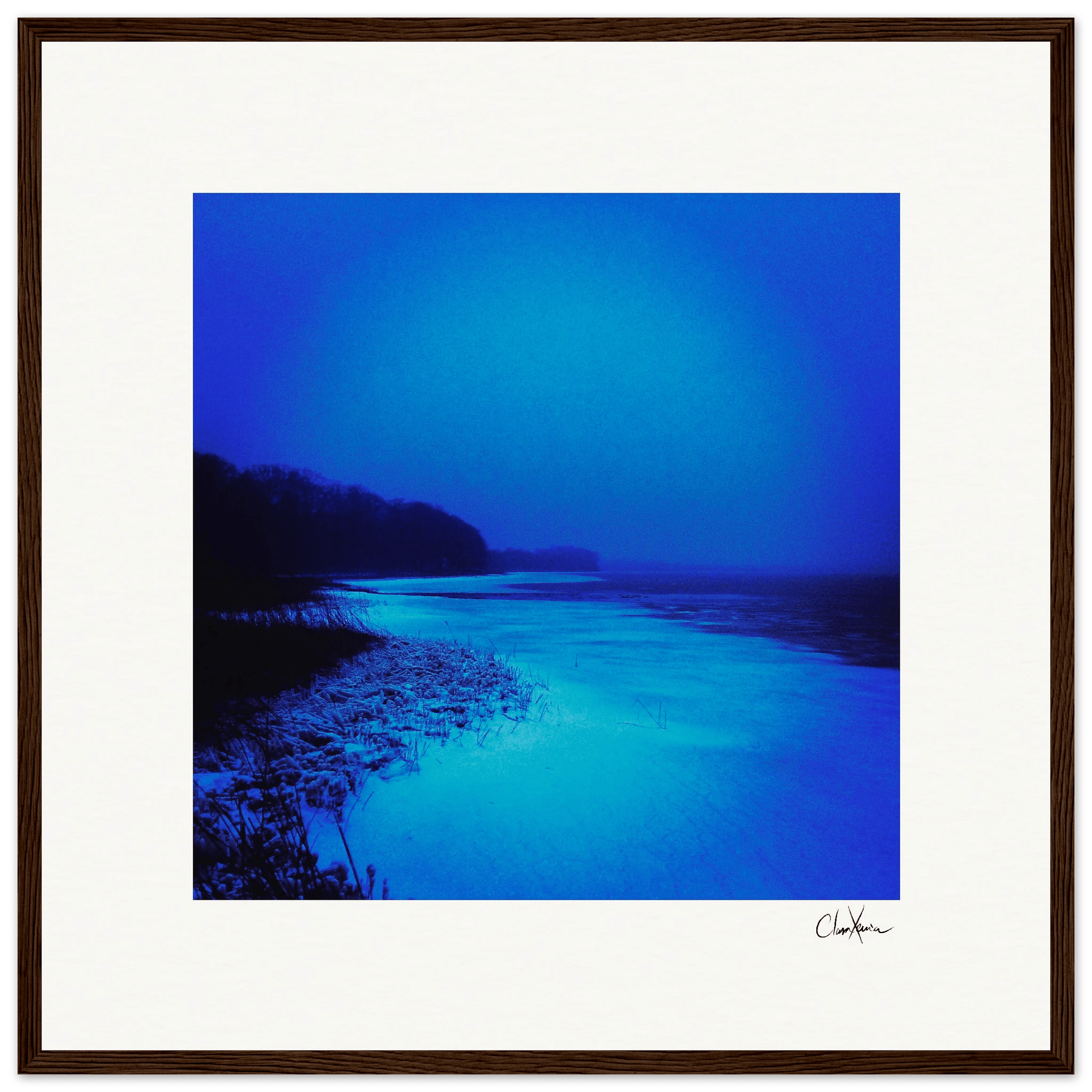 Nocturne Velvet Framed print 50x50 cm / 20x20″ Dark wood frame 29