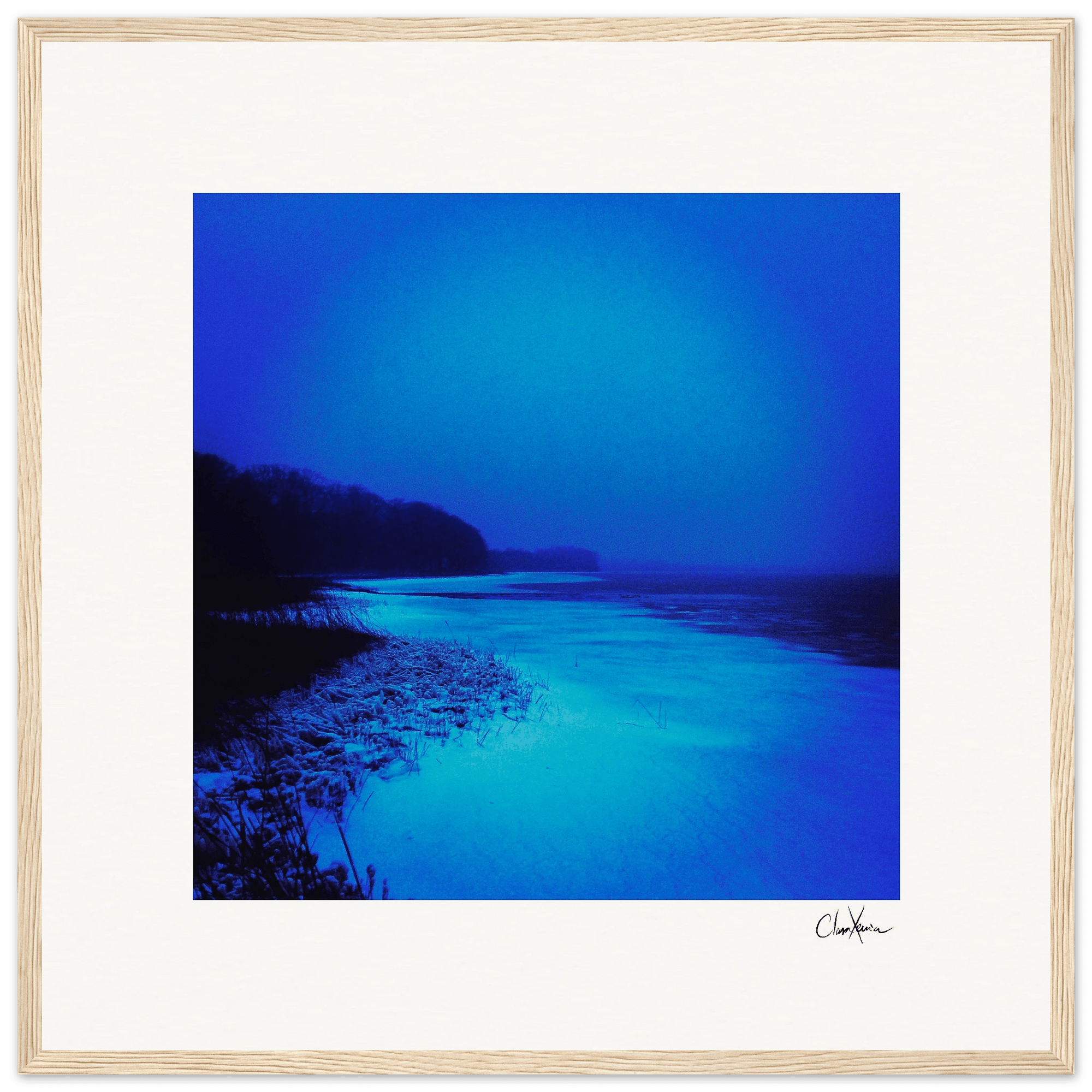 Nocturne Velvet Framed print 50x50 cm / 20x20″ Wood frame 20