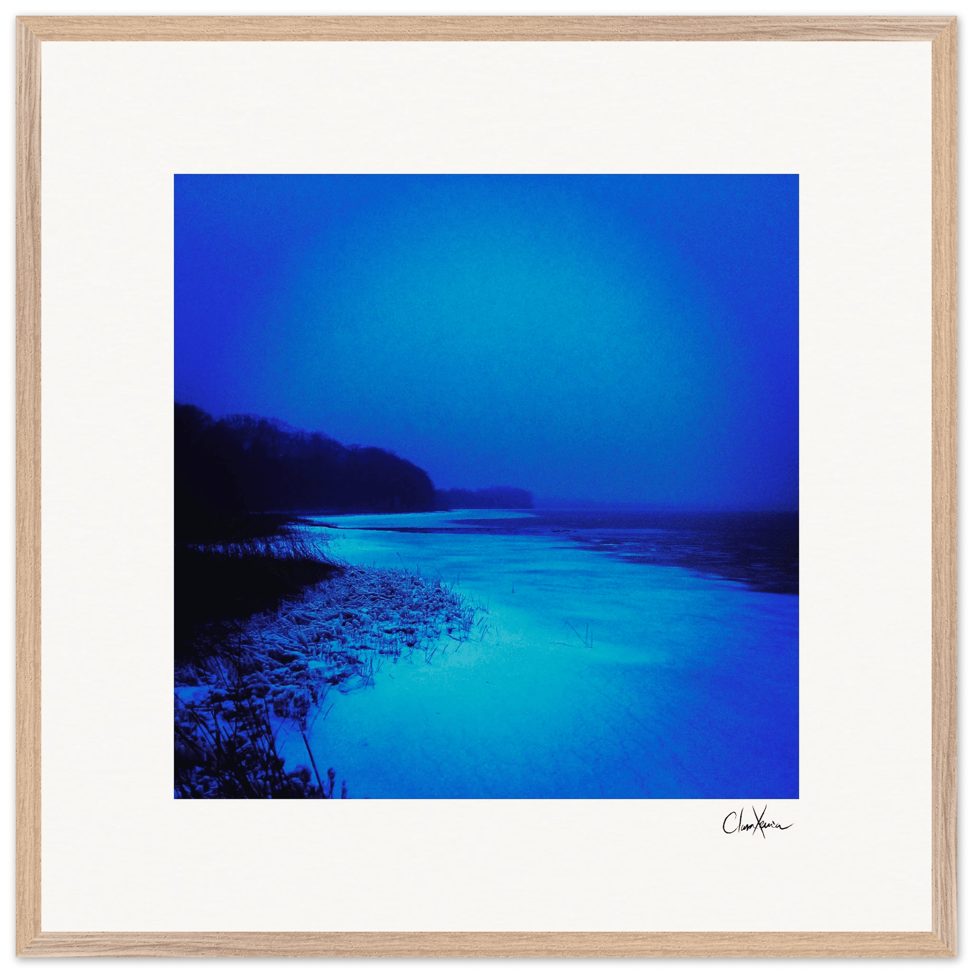 Nocturne Velvet Framed print 70x70 cm / 28x28″ Wood frame 21