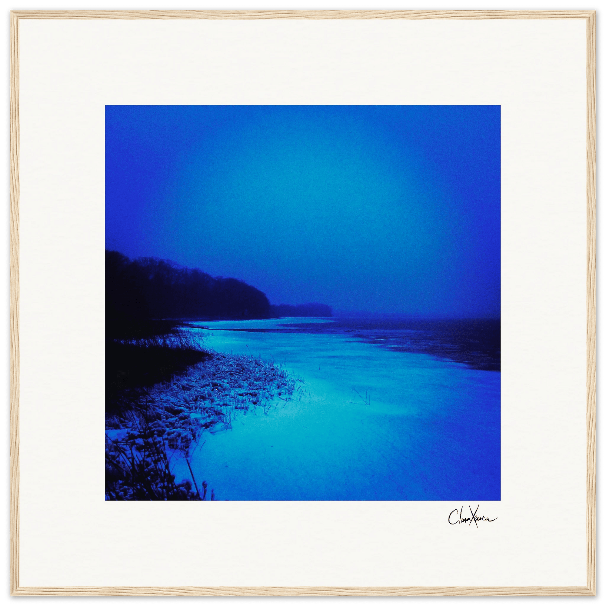 Nocturne Velvet Framed print 70x70 cm / 28x28″ Wood frame 25