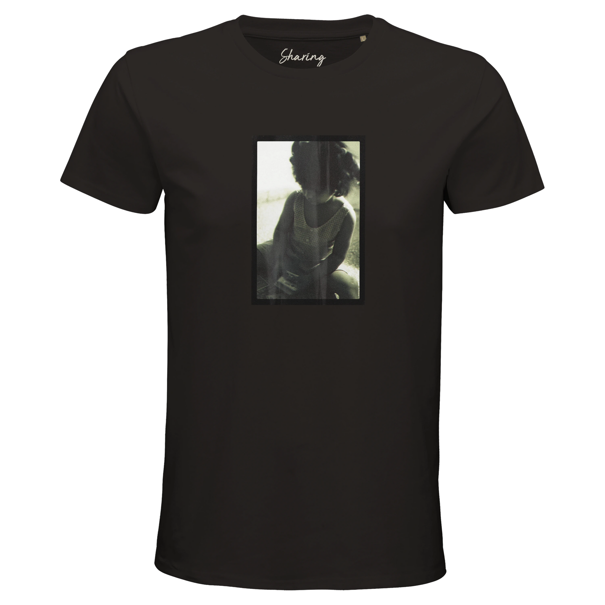 Sharing - "Little Secret" T-shirt Deep Black 1