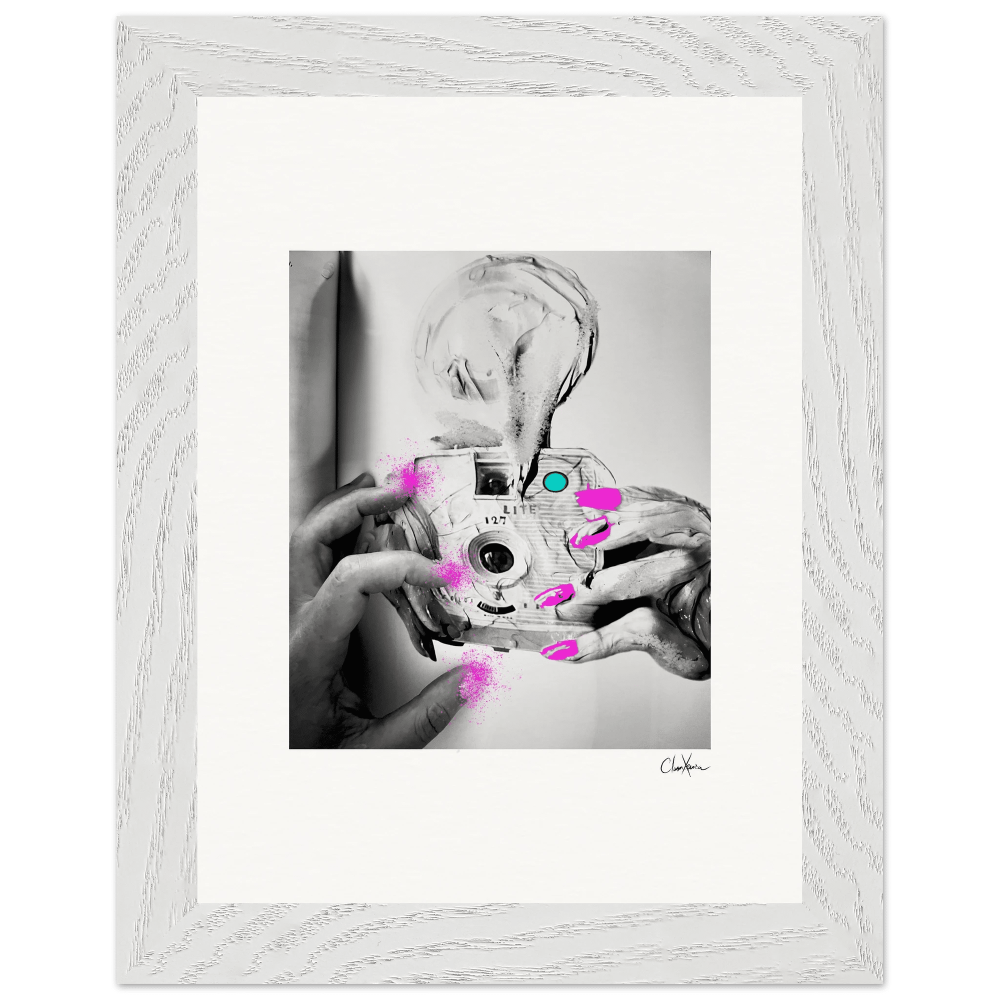 Synch'd Hands Framed print 15x20 cm / 6x8″ White frame 24