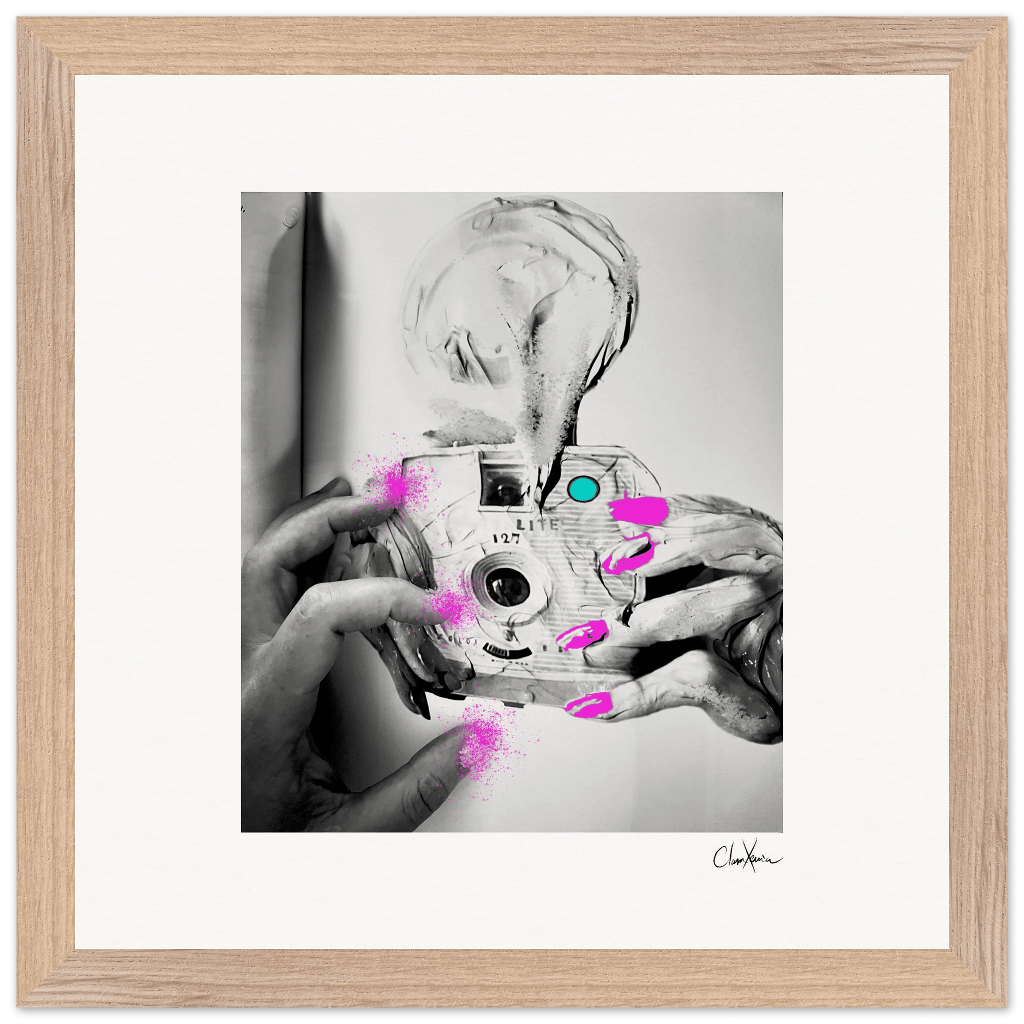 Synch'd Hands Framed print 30x30 cm / 12x12″ Wood frame 38