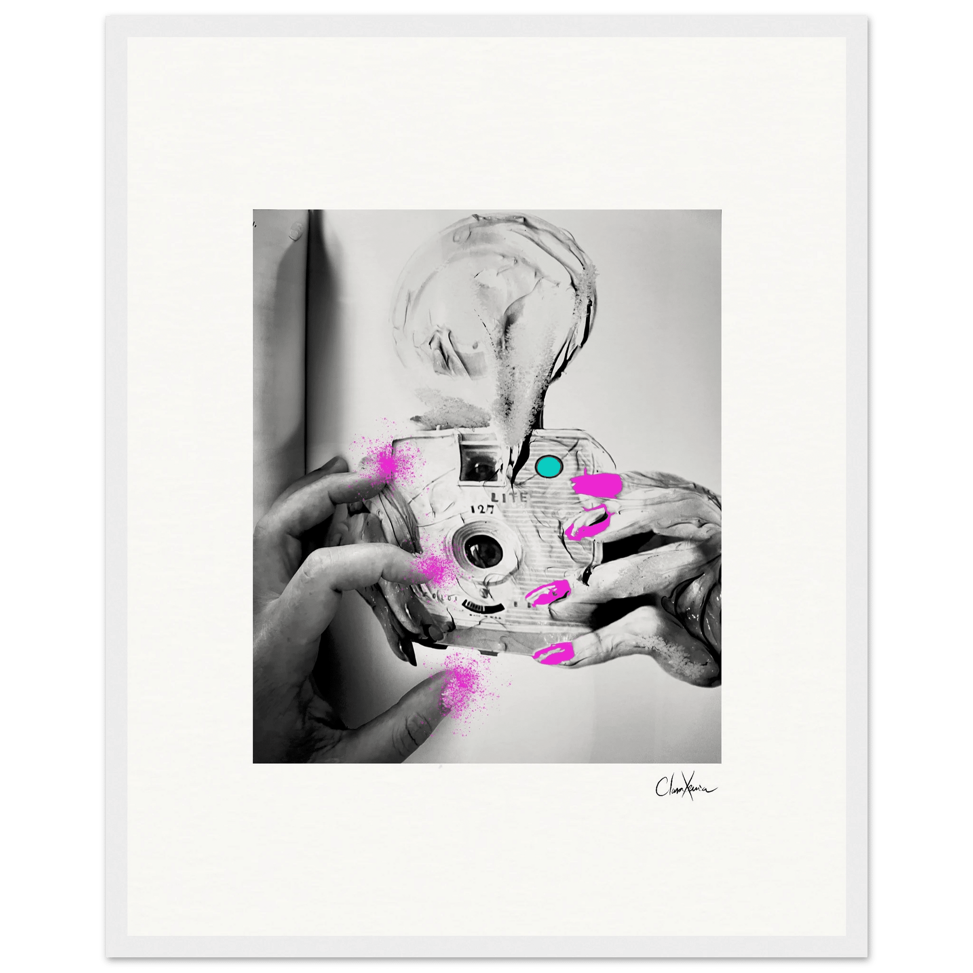 Synch'd Hands Framed print 40x50 cm / 16x20″ White frame 14