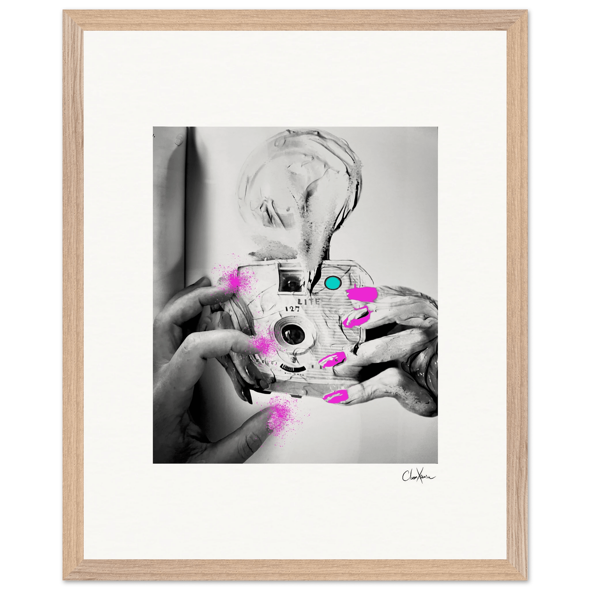 Synch'd Hands Framed print 40x50 cm / 16x20″ Wood frame 35