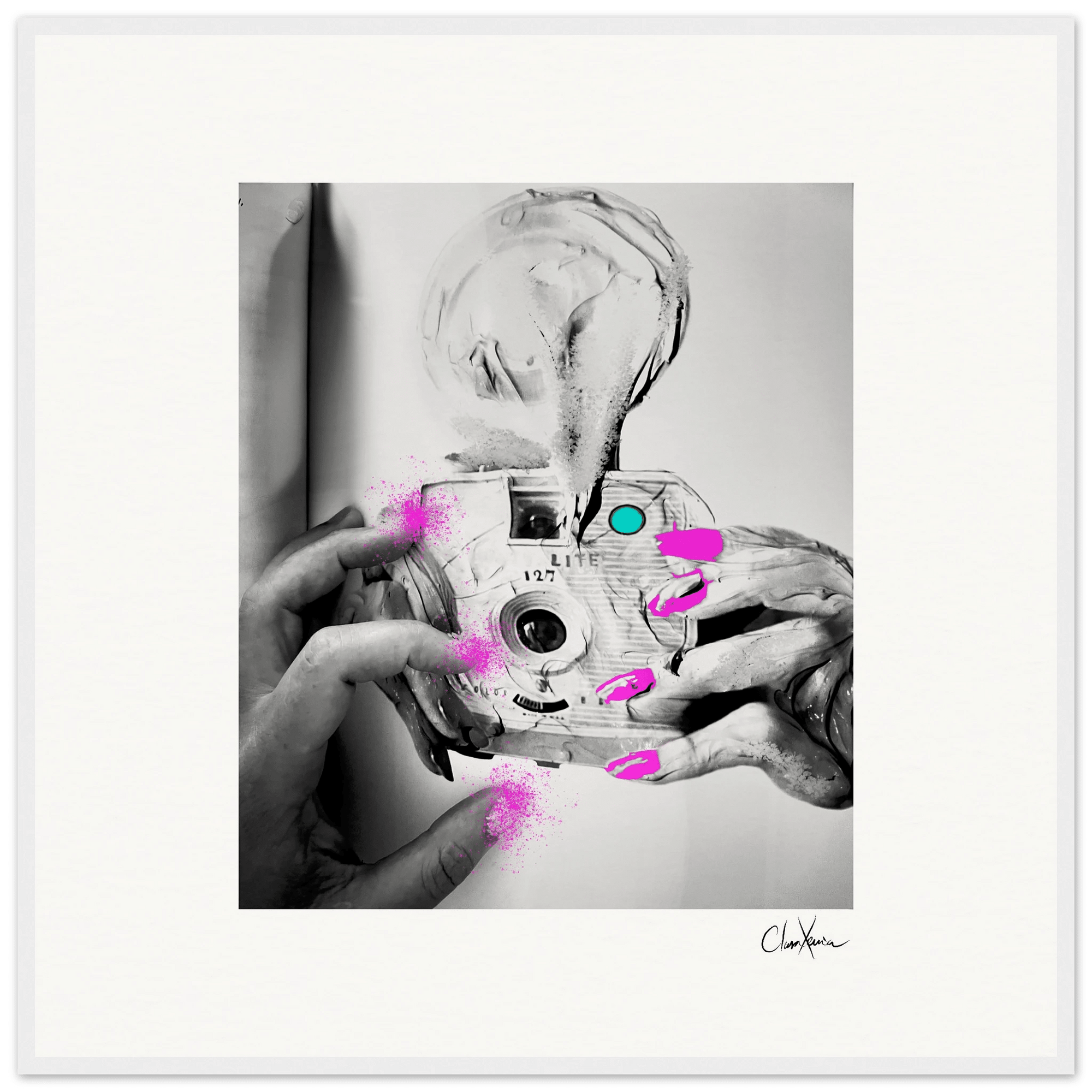 Synch'd Hands Framed print 50x50 cm / 20x20″ White frame 19