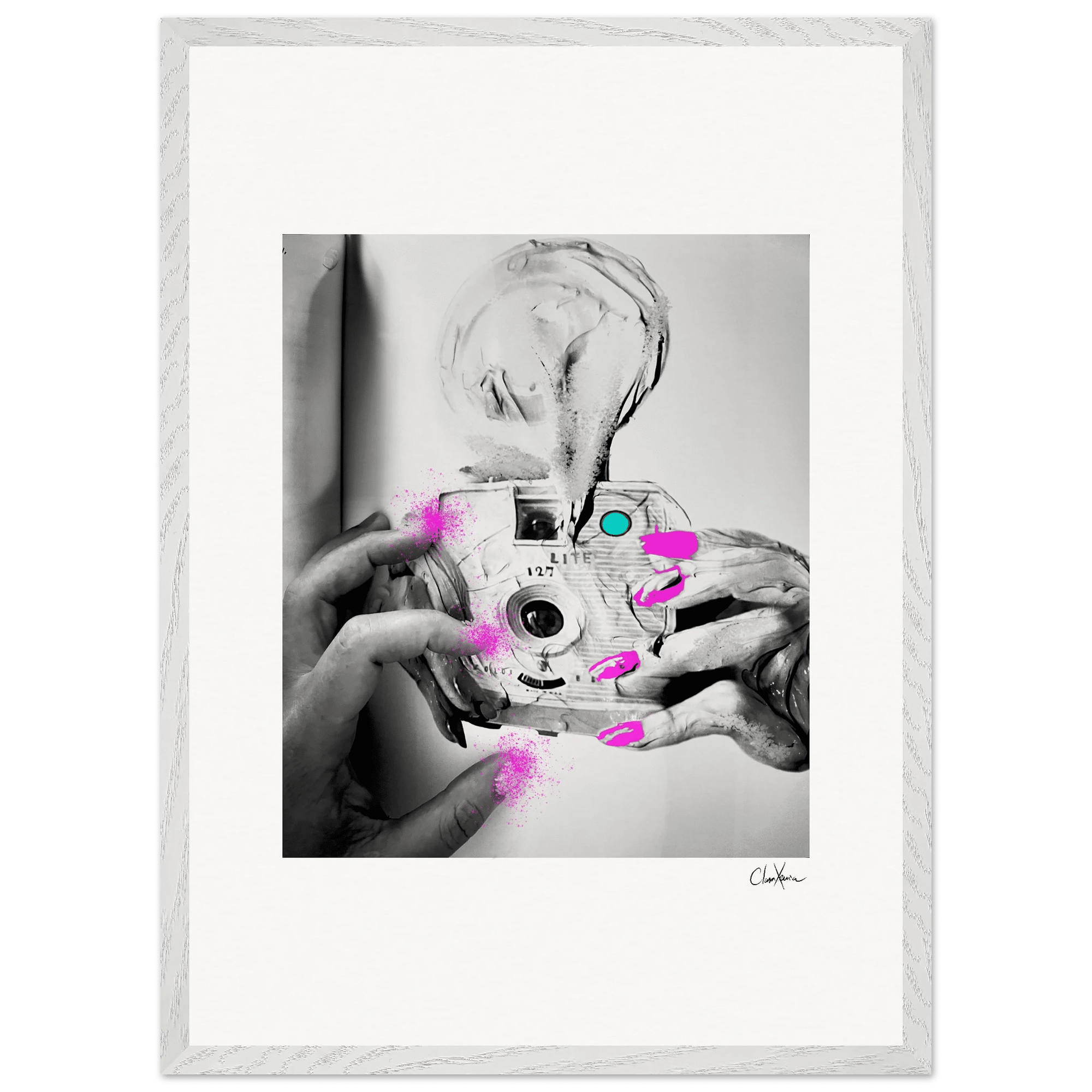 Synch'd Hands Framed print 50x70 cm / 20x28″ White frame 11