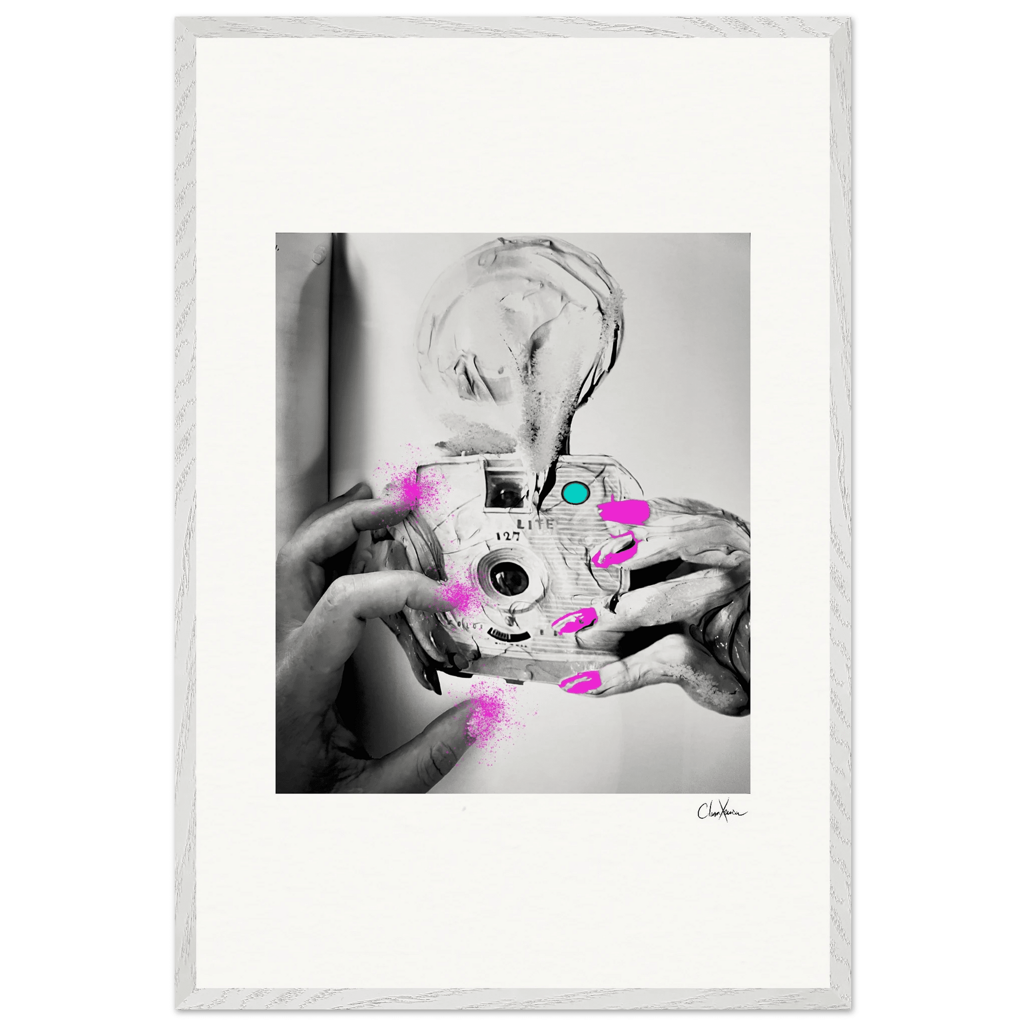 Synch'd Hands Framed print 60x90 cm / 24x36″ White frame 7