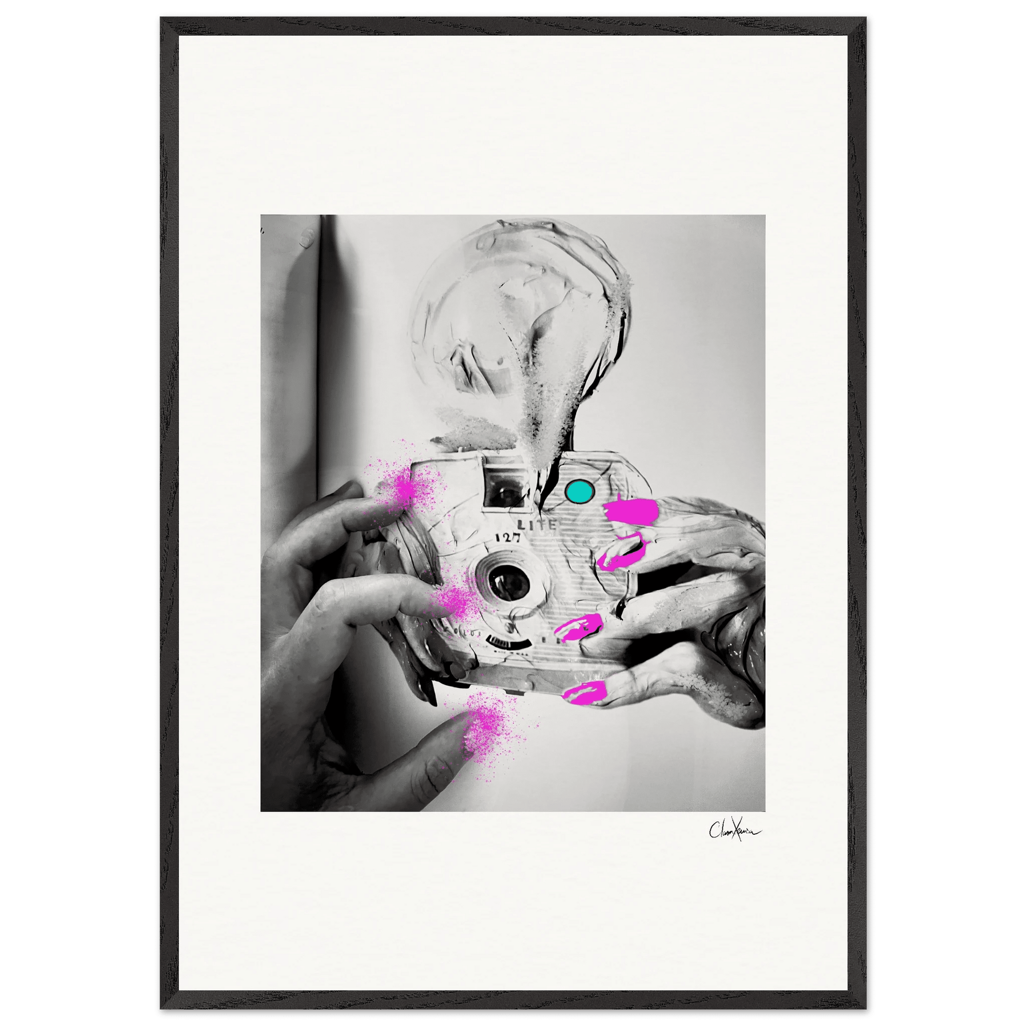 Synch'd Hands Framed print 70x100 cm / 28x40″ Black frame 60