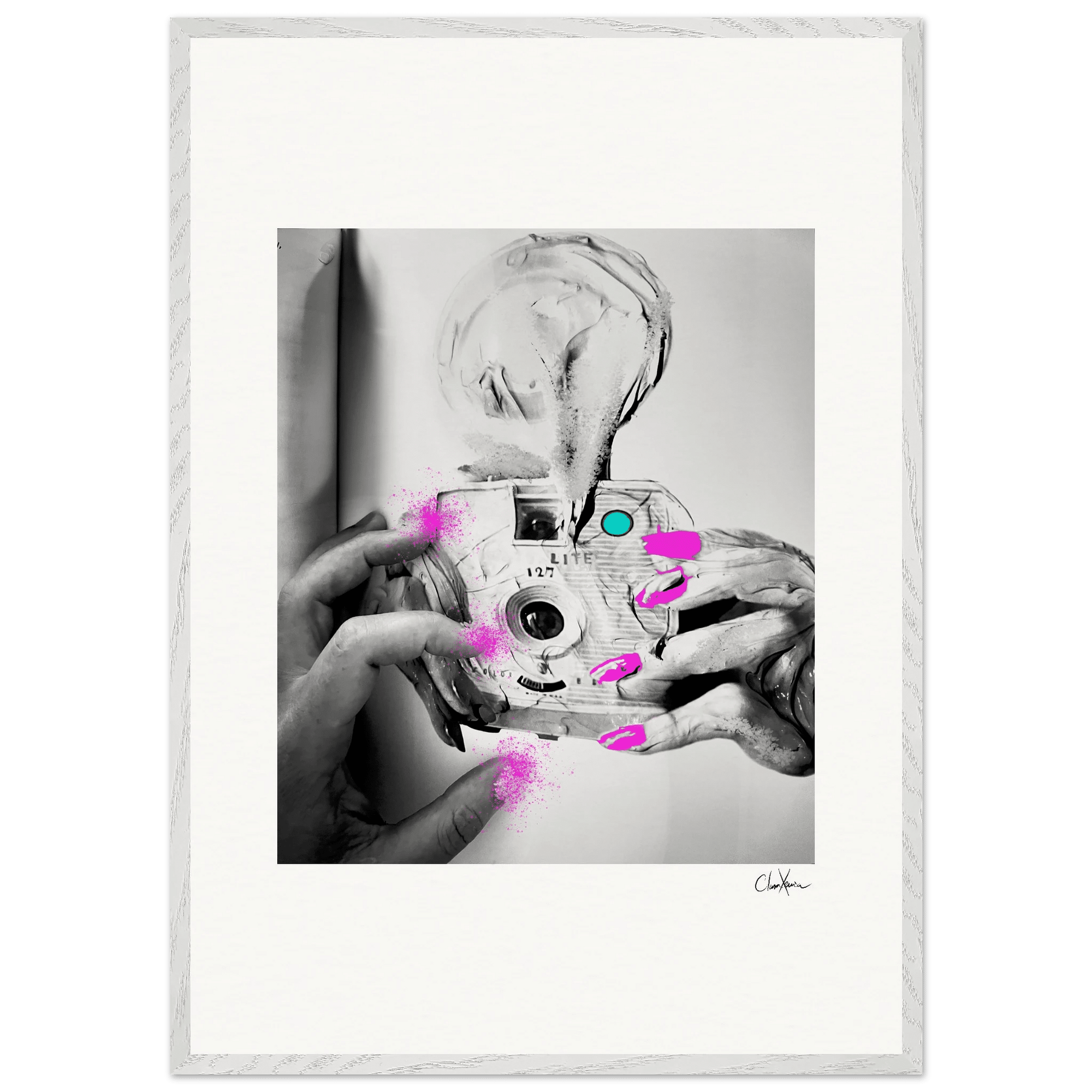 Synch'd Hands Framed print 70x100 cm / 28x40″ White frame 14