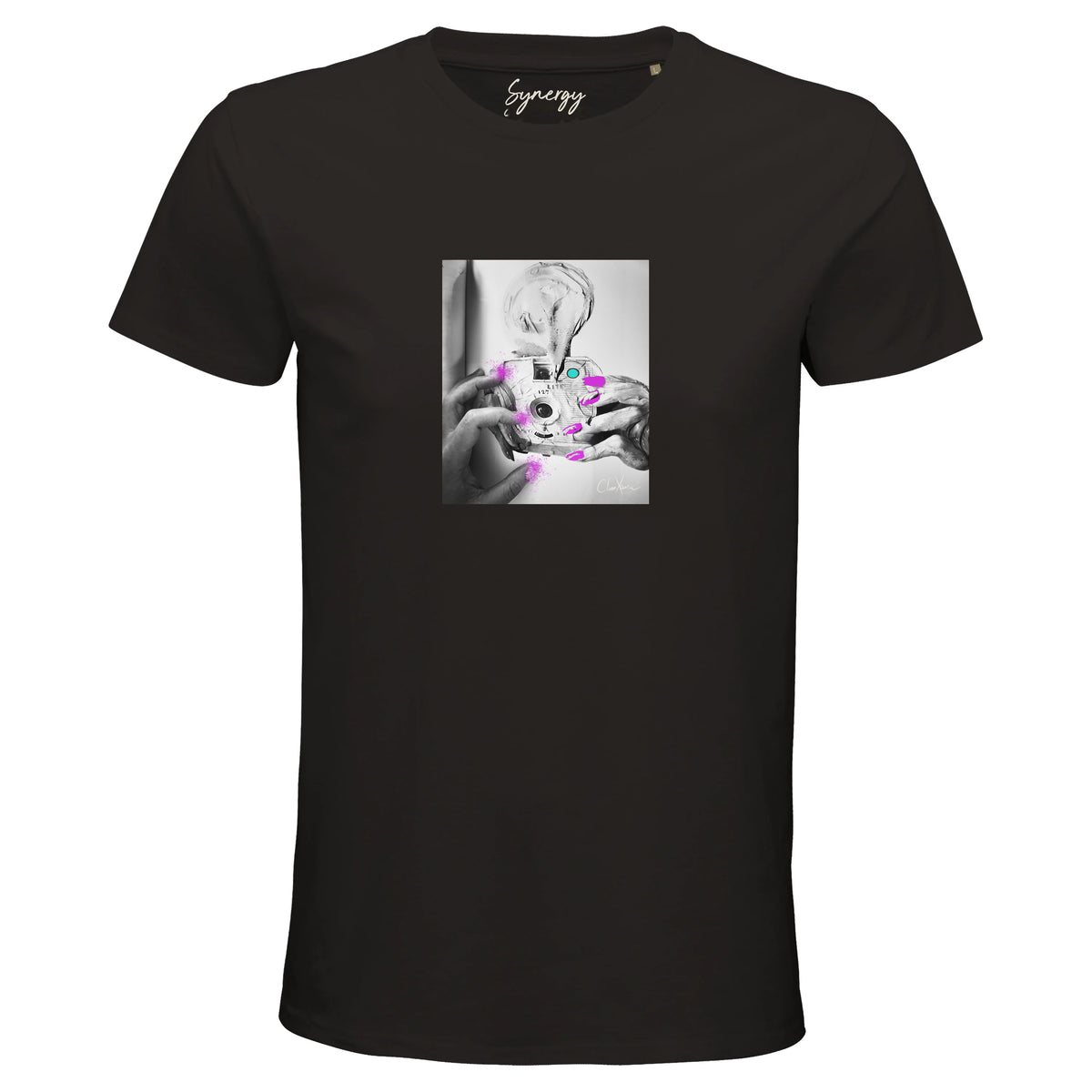 Synergy - "Synch'd Hands" T-shirt Deep Black 1