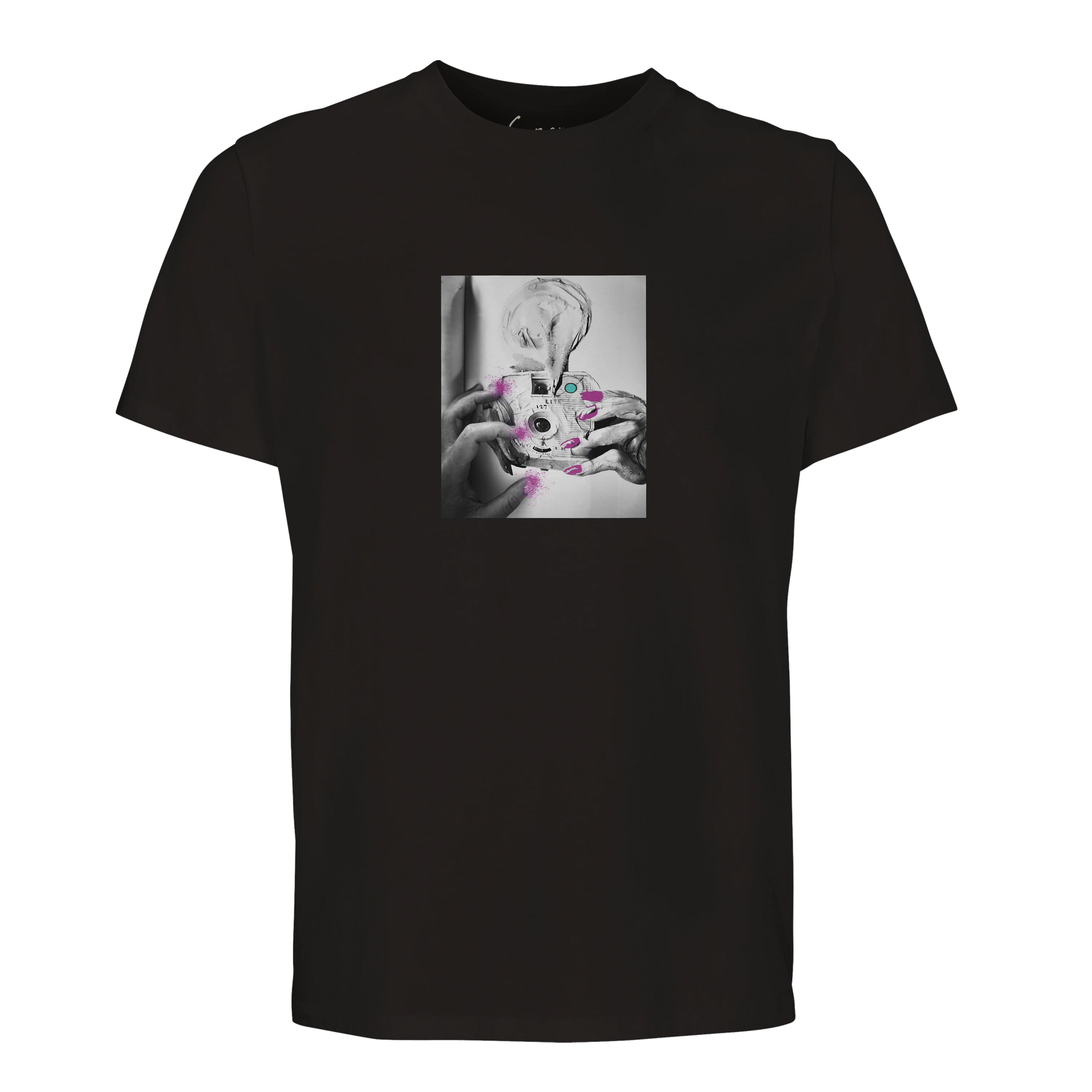 Synergy - "Synch´d Hands" T-shirt Deep Black 1