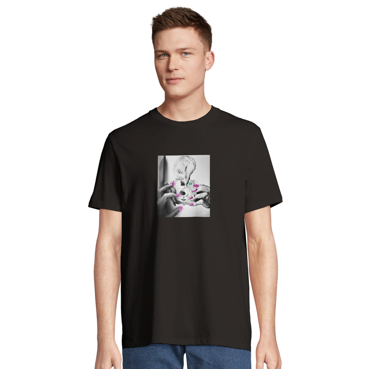 Synergy - "Synch'd Hands" T-shirt Deep Black 4