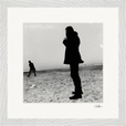The Space We Share, kunstfotografi af ClaraXenia. Indrammet plakat 30x30 cm / 12x12″ hvid ramme