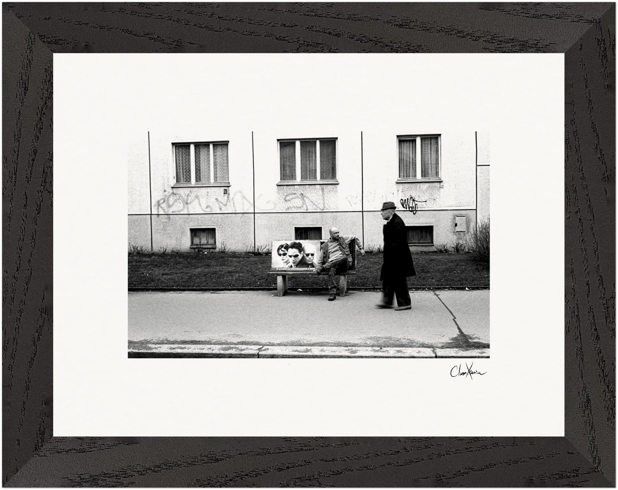 The Urban Matrix Framed print 15x20 cm / 6x8″ Black frame 59