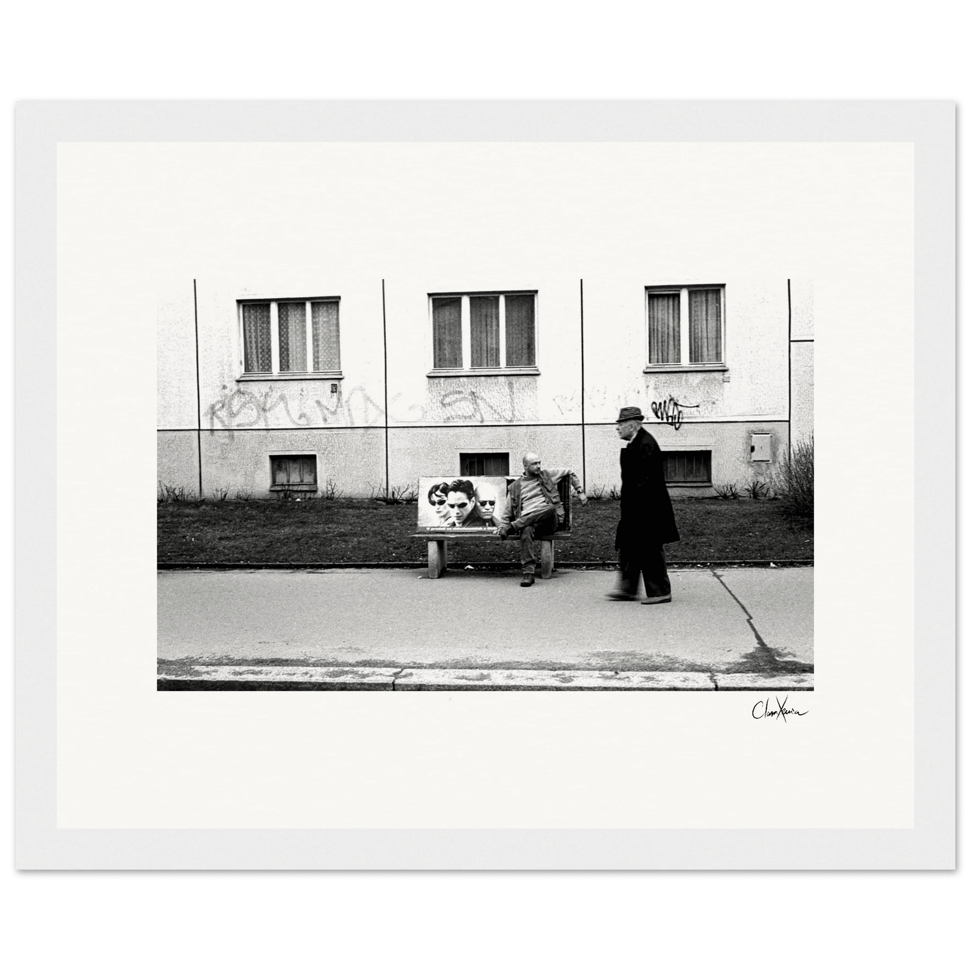 The Urban Matrix Framed print 20x25 cm / 8x10″ White frame 17