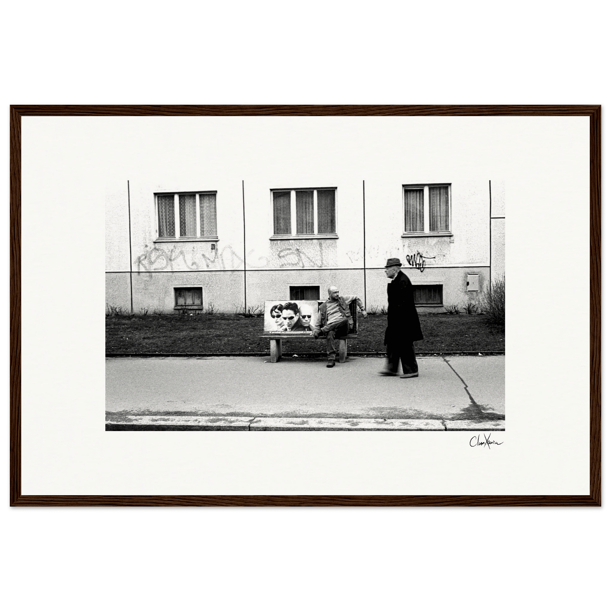 The Urban Matrix Framed print 40x60 cm / 16x24″ Dark wood frame 50