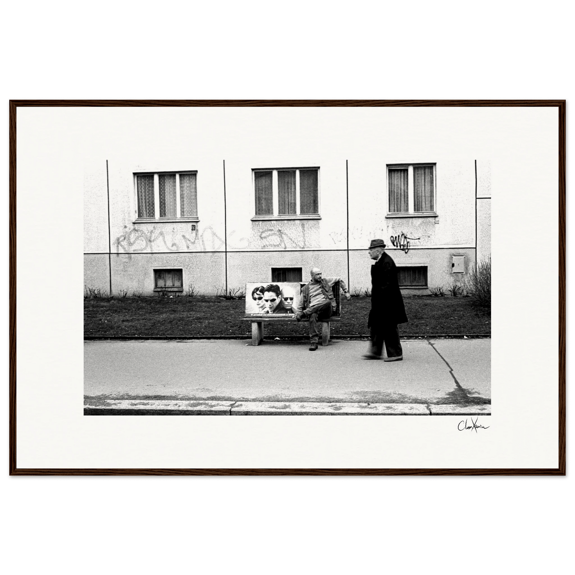 The Urban Matrix Framed print 60x90 cm / 24x36″ Dark wood frame 53