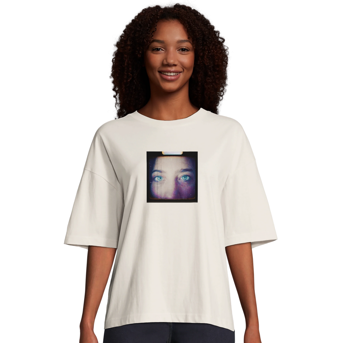 Truthful - "Have a Looksie" T-shirt Off White 4