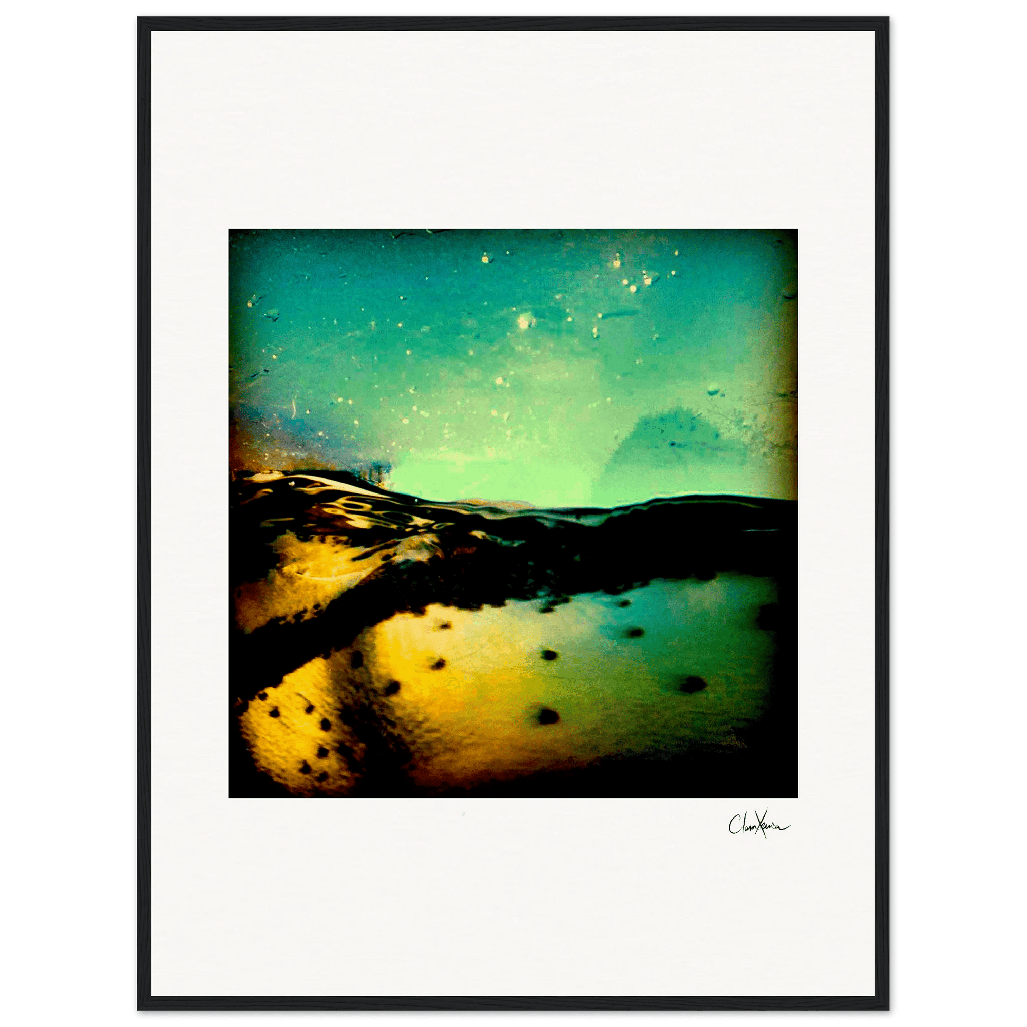 Underwater Flight Framed print 13x18 cm / 5x7″ White frame 1