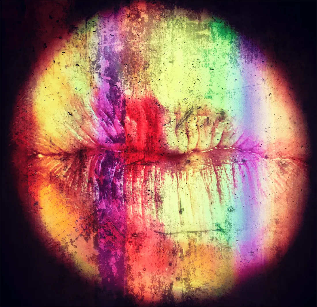 Chromatic Kiss